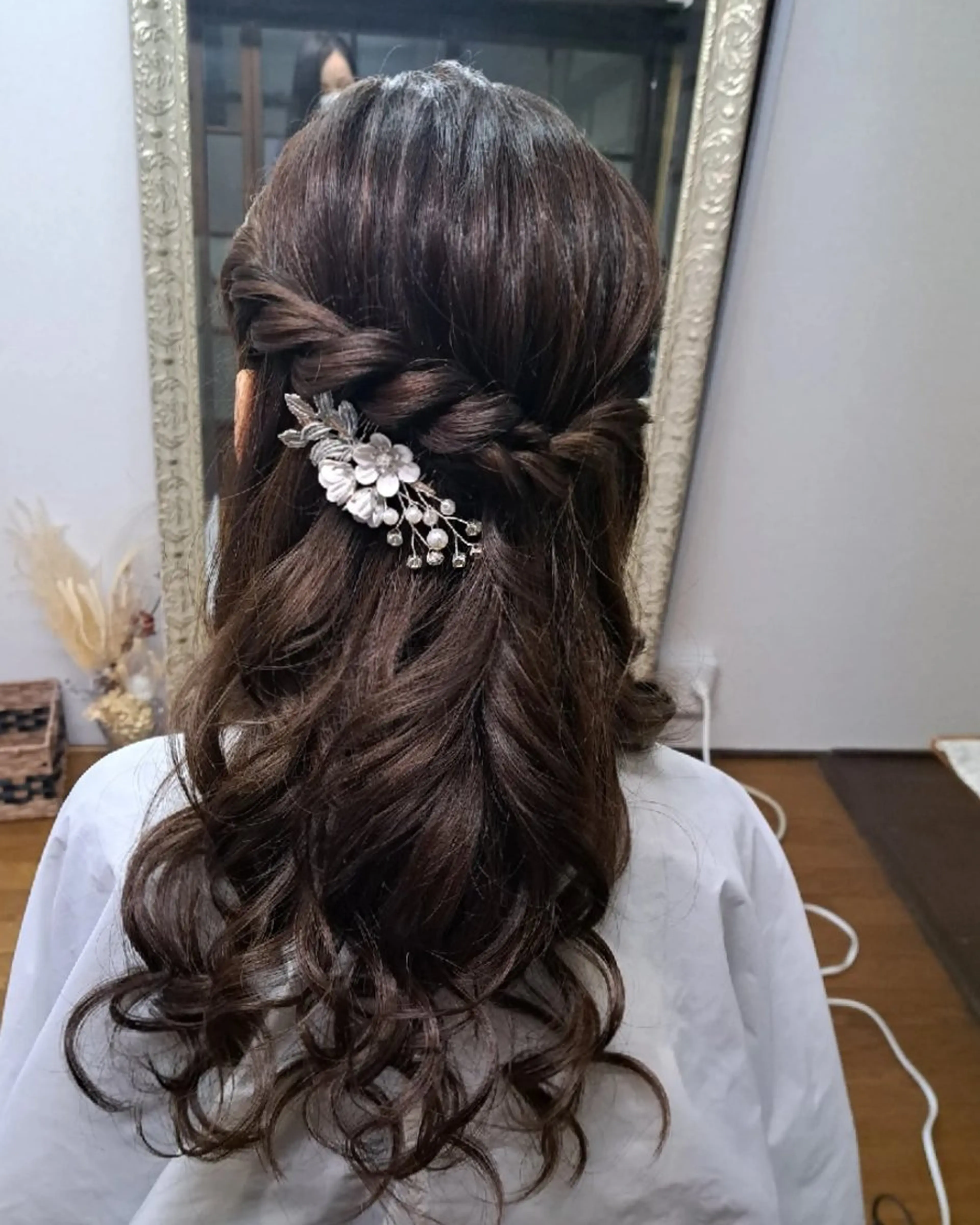 ヘアアレンジ ロング ハーフアップ 案西 美里のヘアスタイル