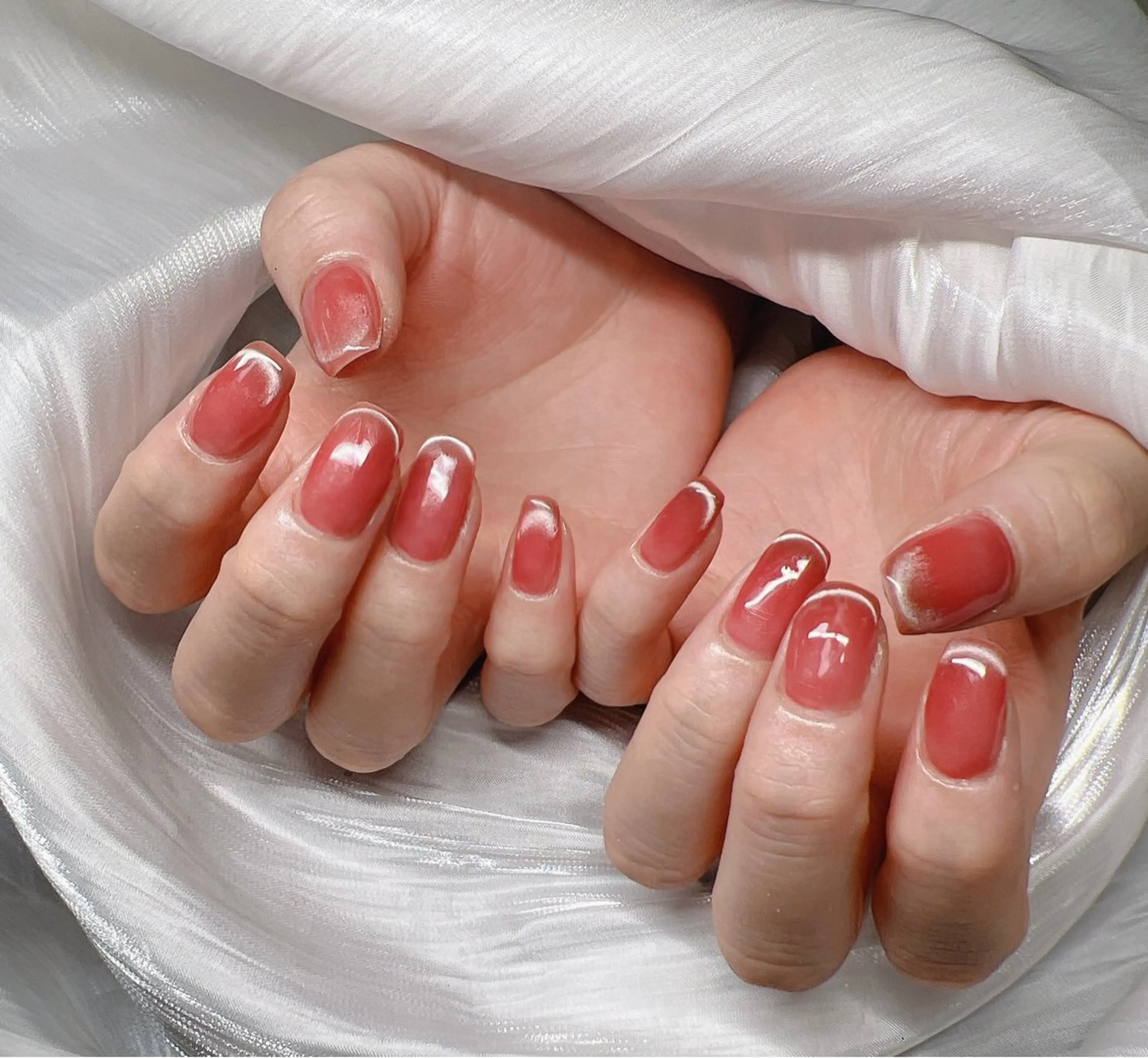 ネイル 長さ出し グラデーション 卒業式 キラキラネイル マグネットネイル ハンドネイル Lee Nailsのネイルデザイン