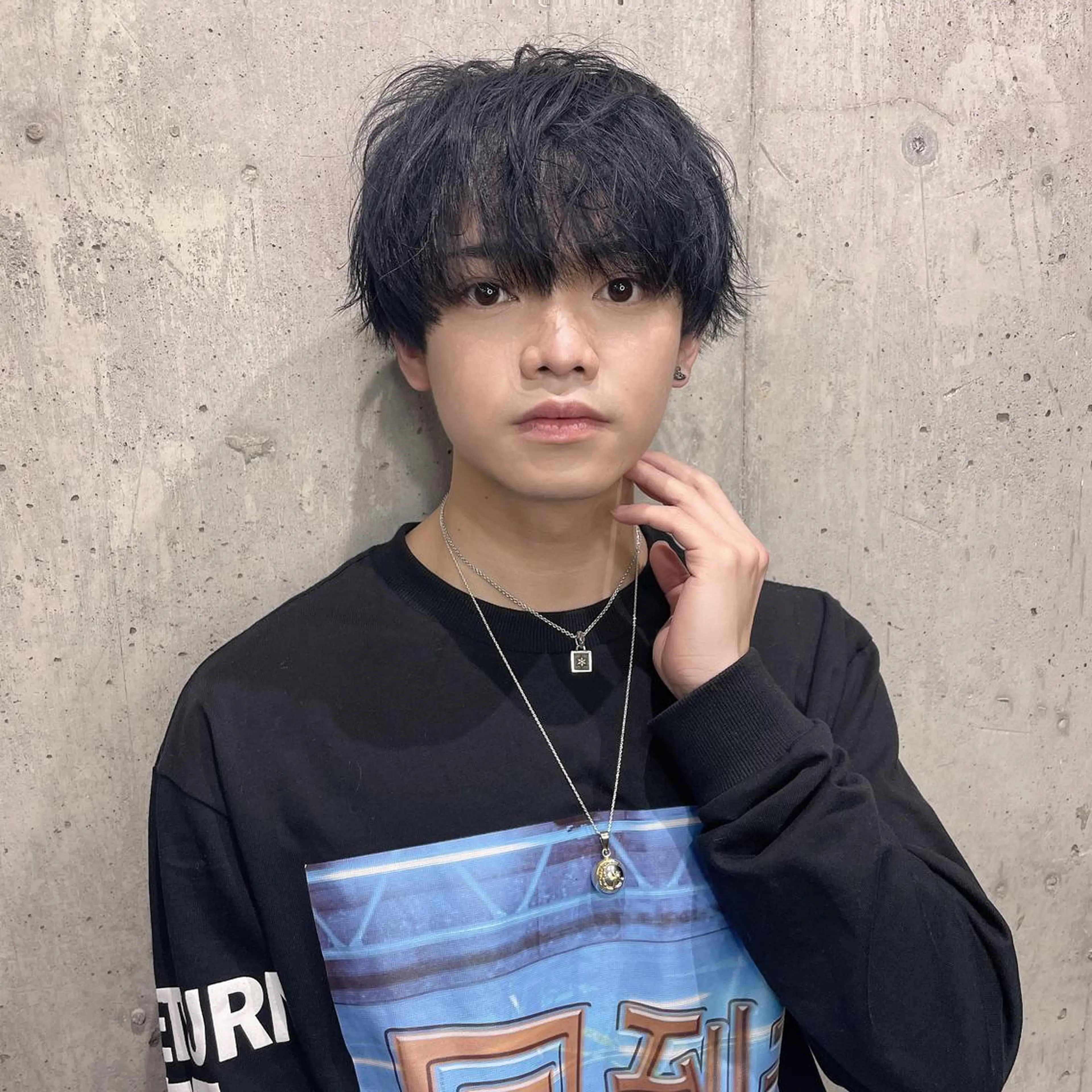 カラー メンズ ネイビーカラー カット 🕊miki モテ髪🫧のヘアスタイル