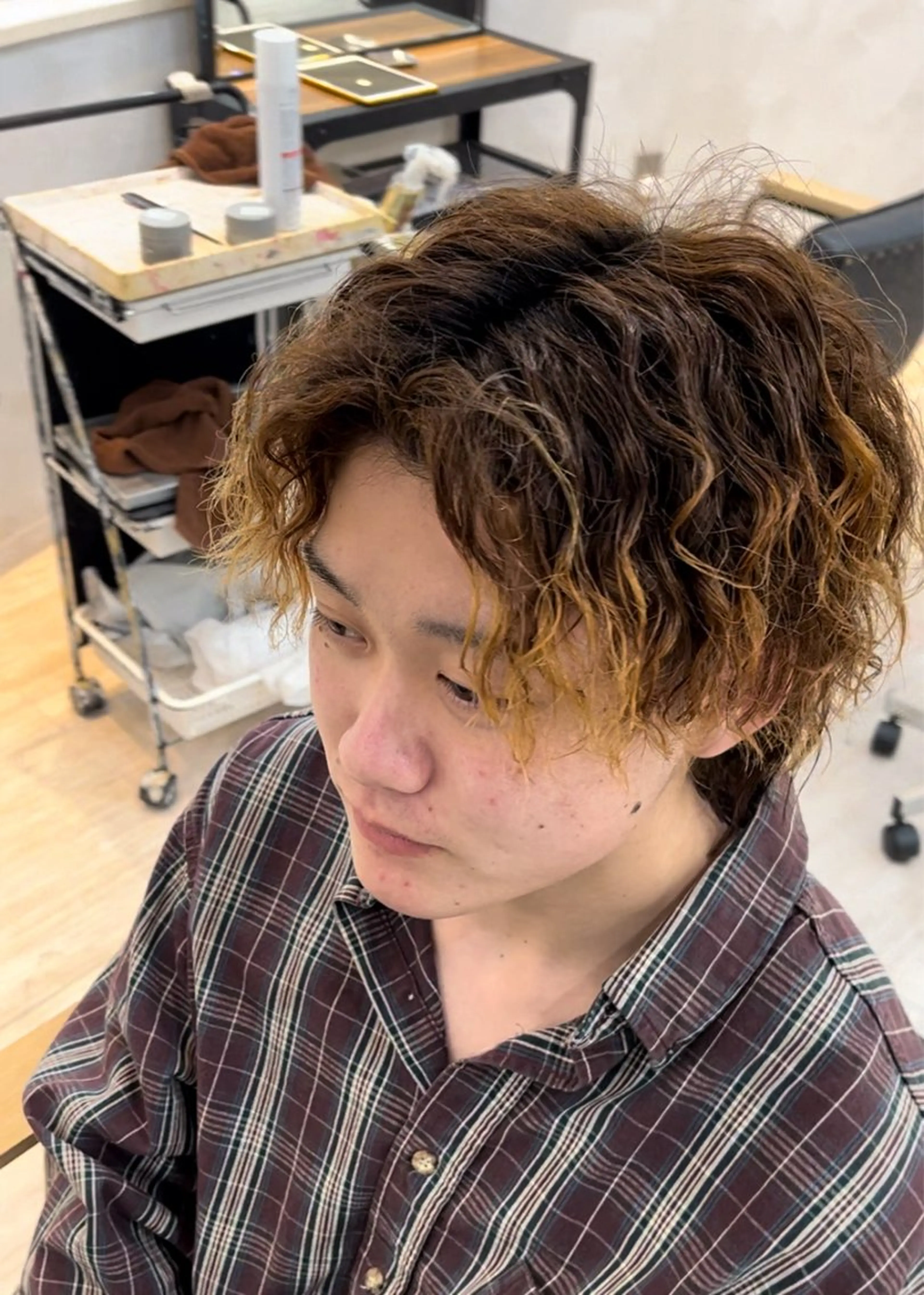 ショート パーマ メンズ 嵯峨 大地／パーマ／ ハード系／特殊系のヘアスタイル