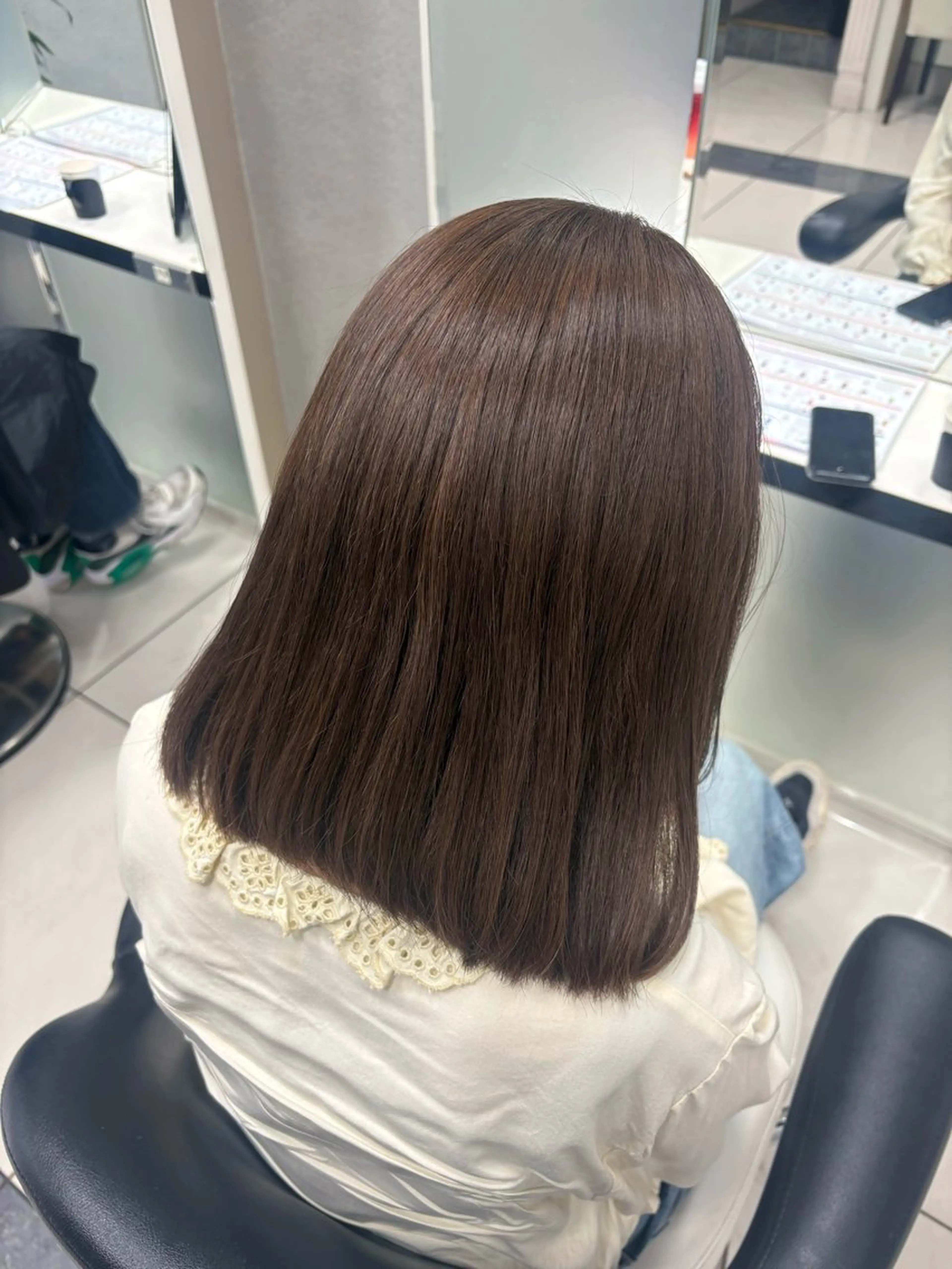 ミディアム ヘアカラー 艶髪/透明感カラー 🫧韓国ヘアのヘアスタイル