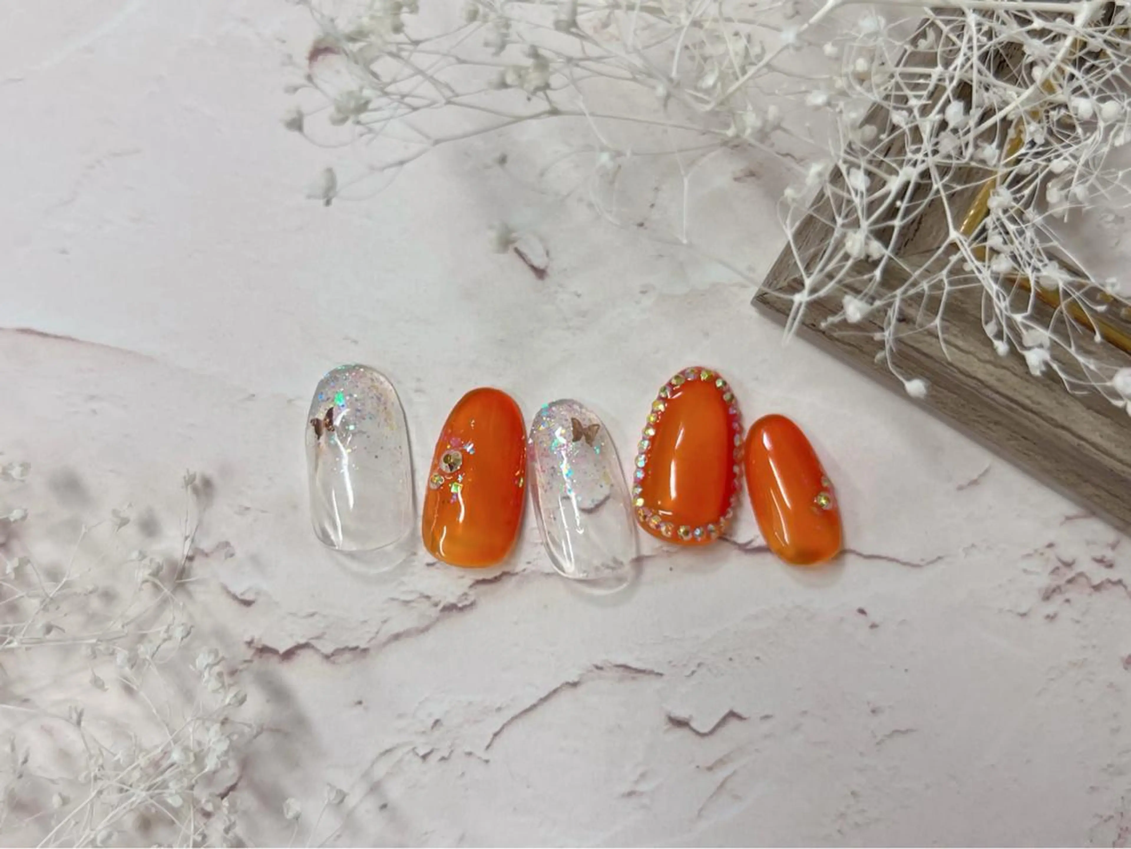 ミディアム ネイル ハンドネイル プティリボン 武蔵小金井店のネイルデザイン