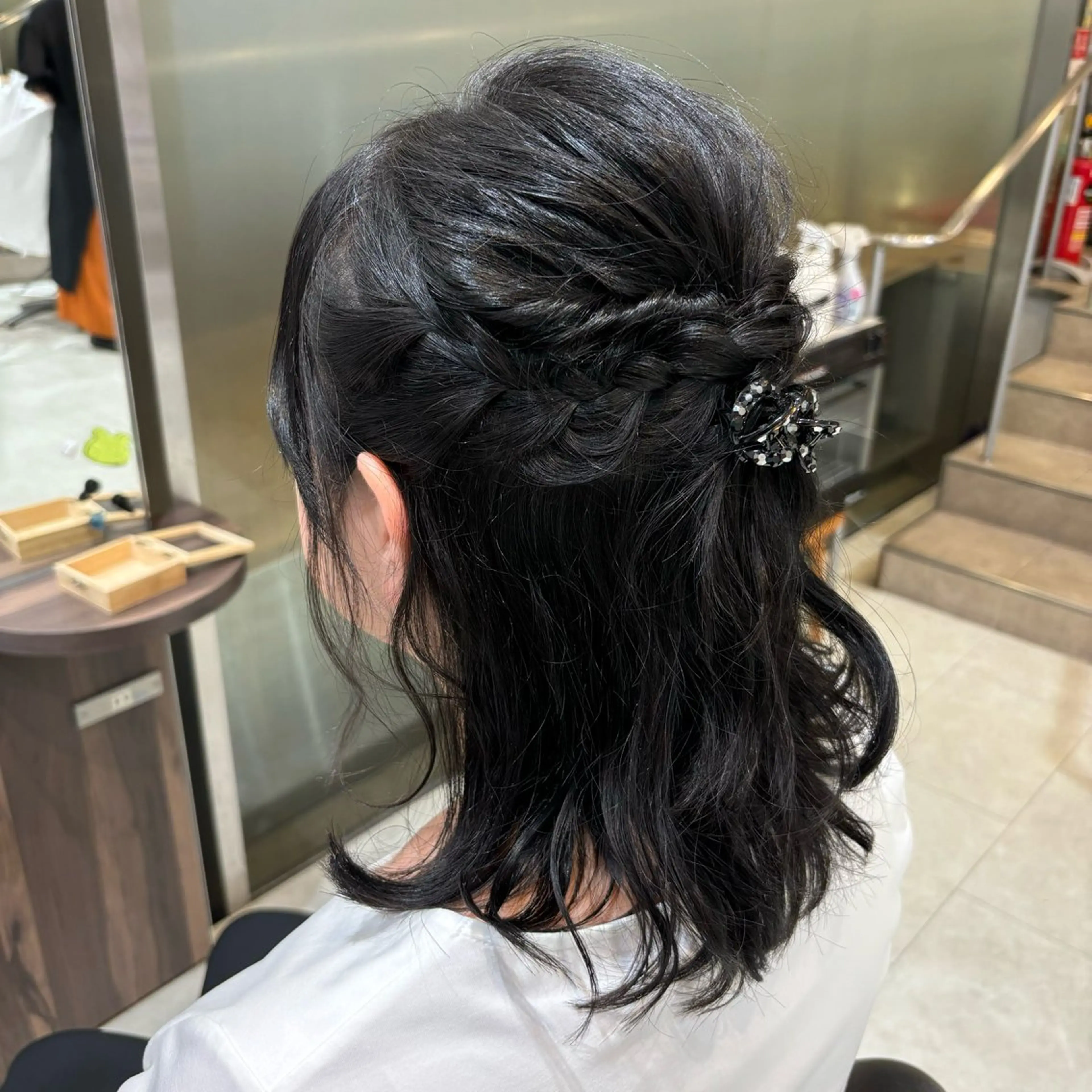 ヘアアレンジ ハーフアップ ヘアセット 韓国ヘア/ヨシンモリ /髪質改善/土本遥のヘアスタイル