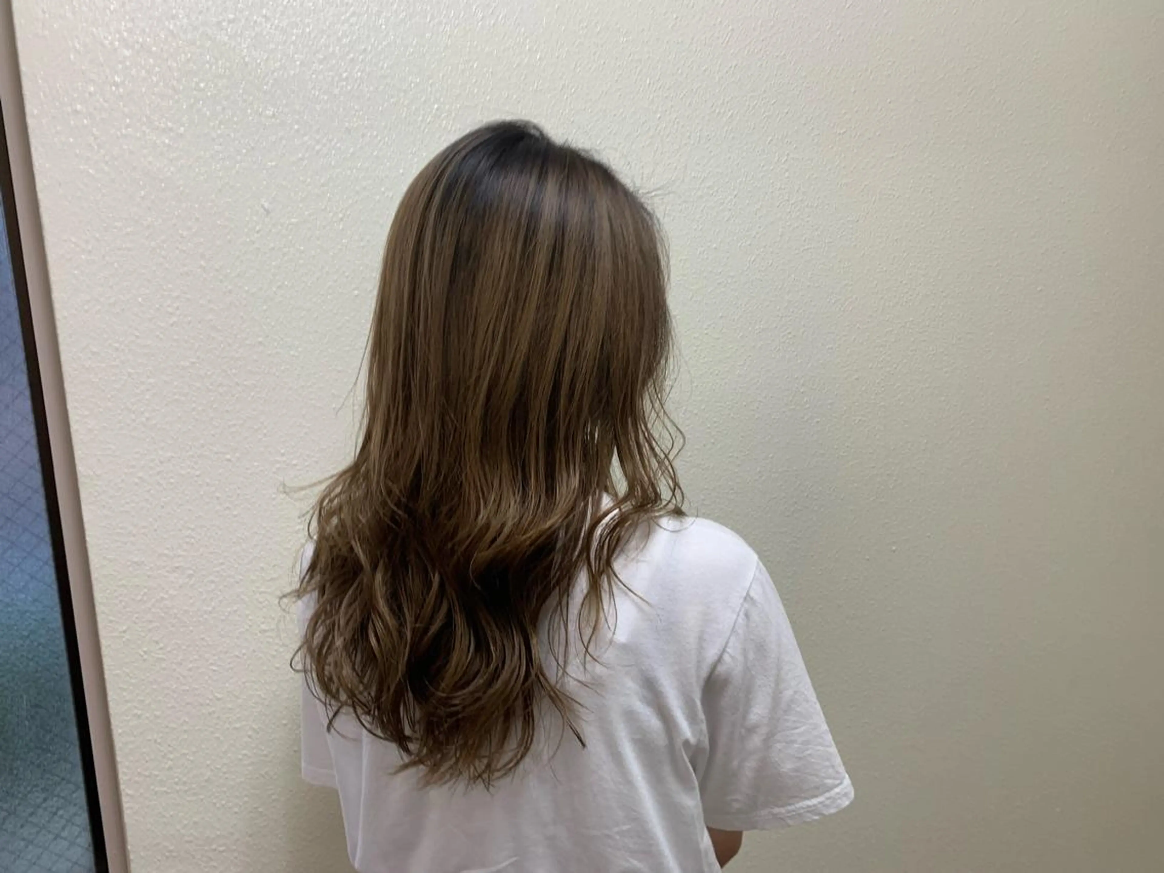 ミディアム カラー ヘアアレンジ 切りっぱなしヘアボブ ミディアムヘアRYOのヘアスタイル