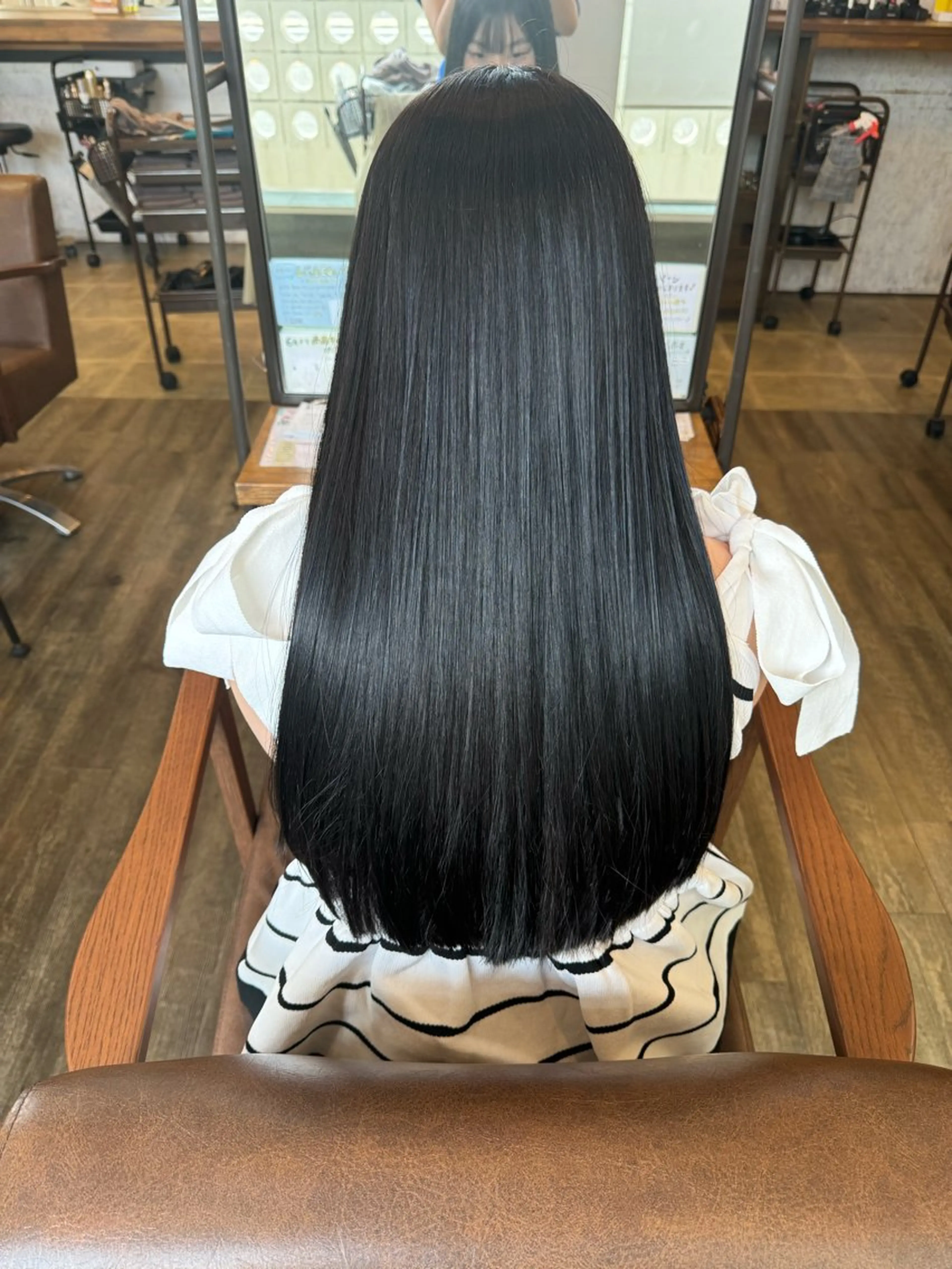 ロング カラー トリートメント YURA bisou hairのマツエク・マツパデザイン