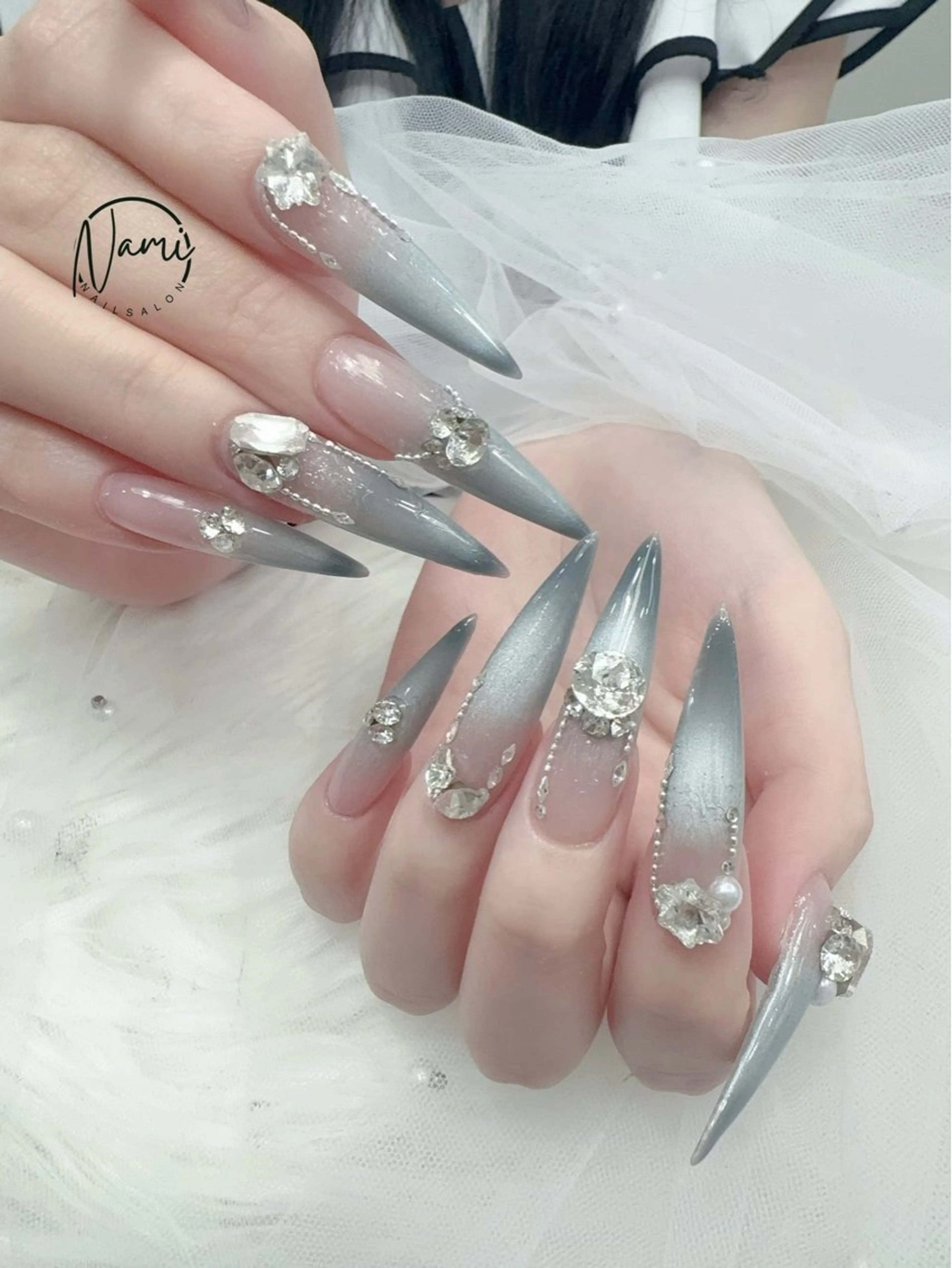 ネイル 長さ出し ガーリー 韓国ネイル ロングネイル 持ち込み ハンドネイル Nami nail salon所属・Nami nail salonのネイルデザイン
