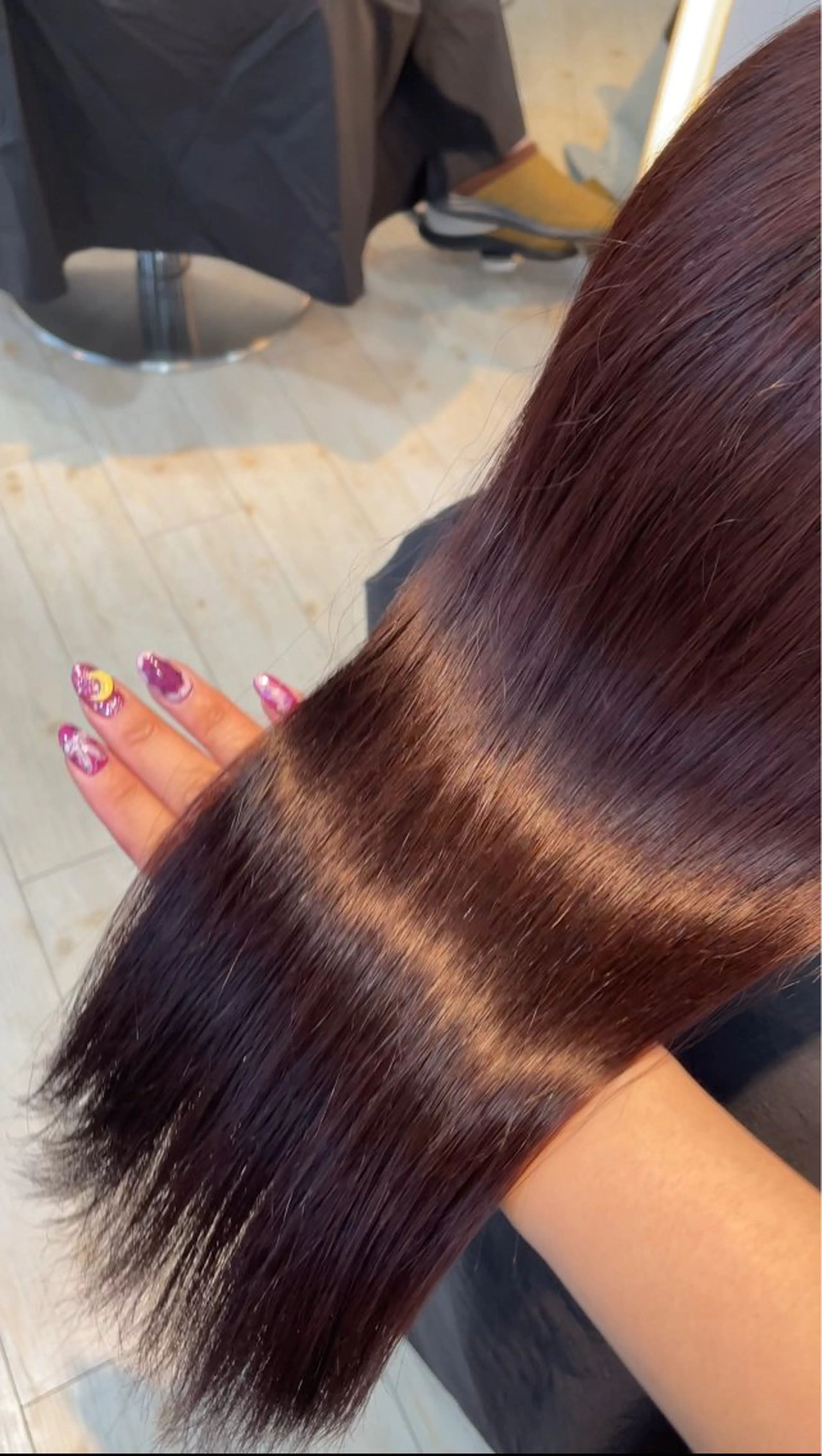 ミディアム カラー ブリーチ/髪質改善/ ハイトーン/暖色のヘアスタイル