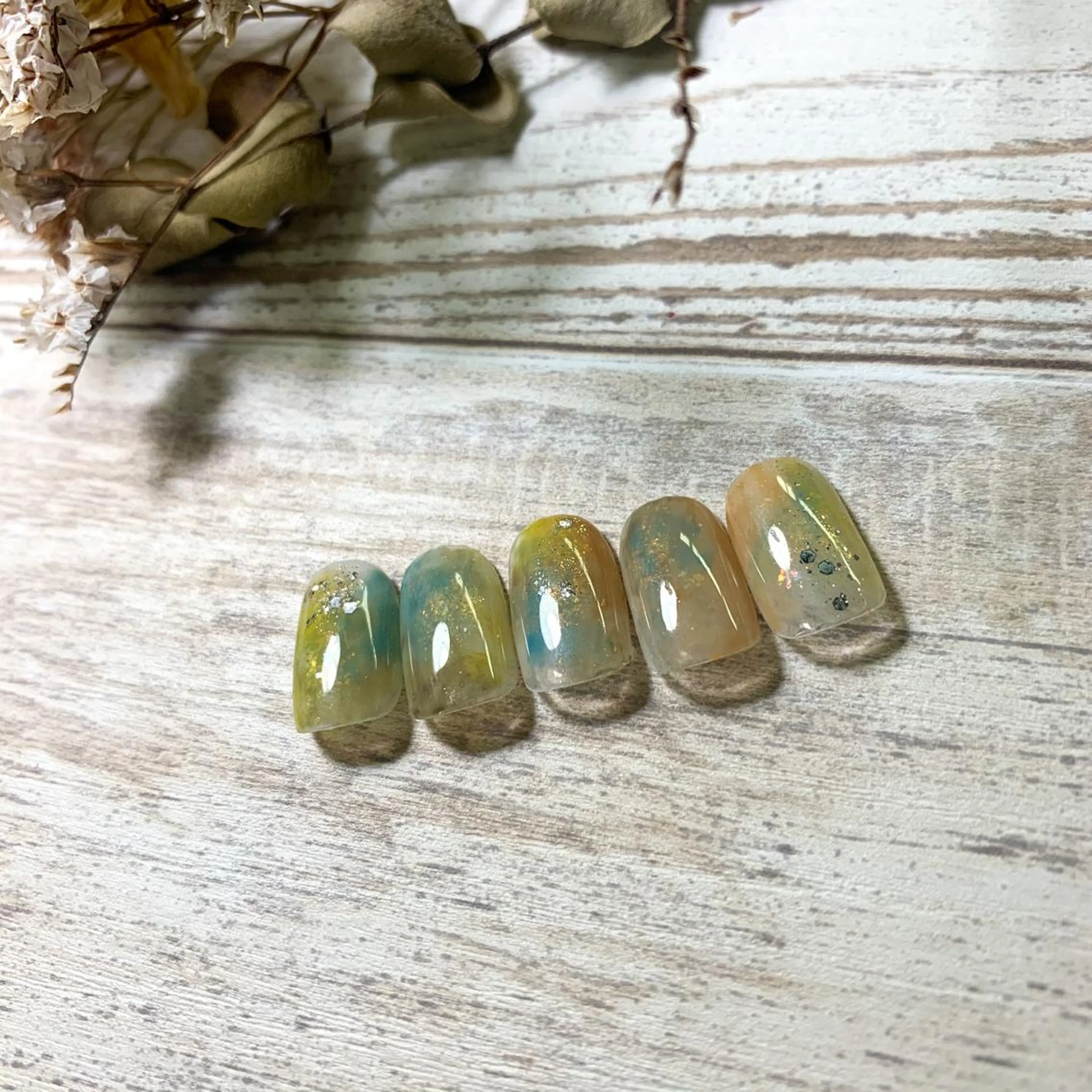 ネイル FIORITURA aiのネイルデザイン