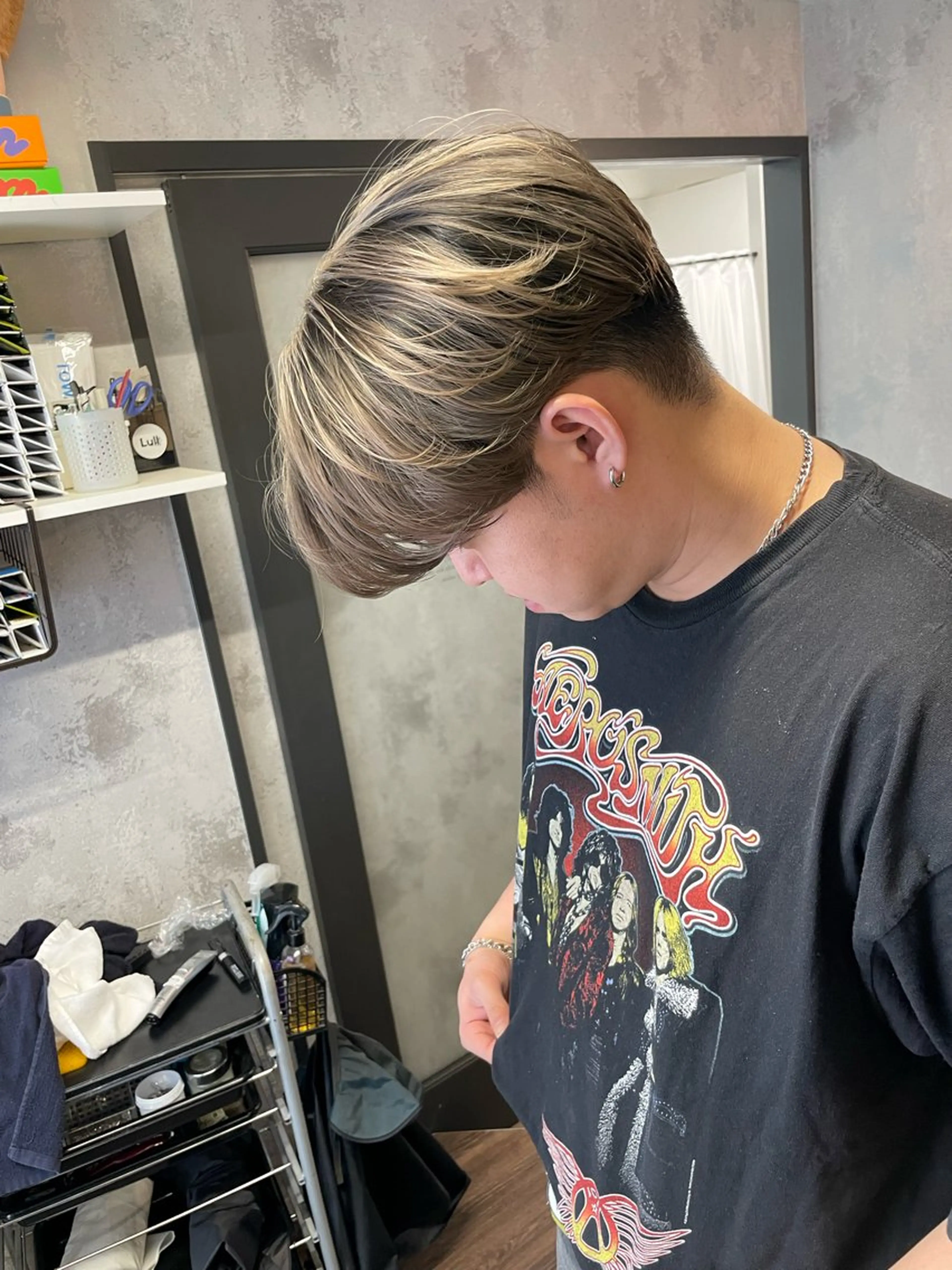 ショート カラー メンズ メンズバレイヤージュ バレイヤージュ レイヤーカット Lull1人美容室 バレイヤージュのヘアスタイル