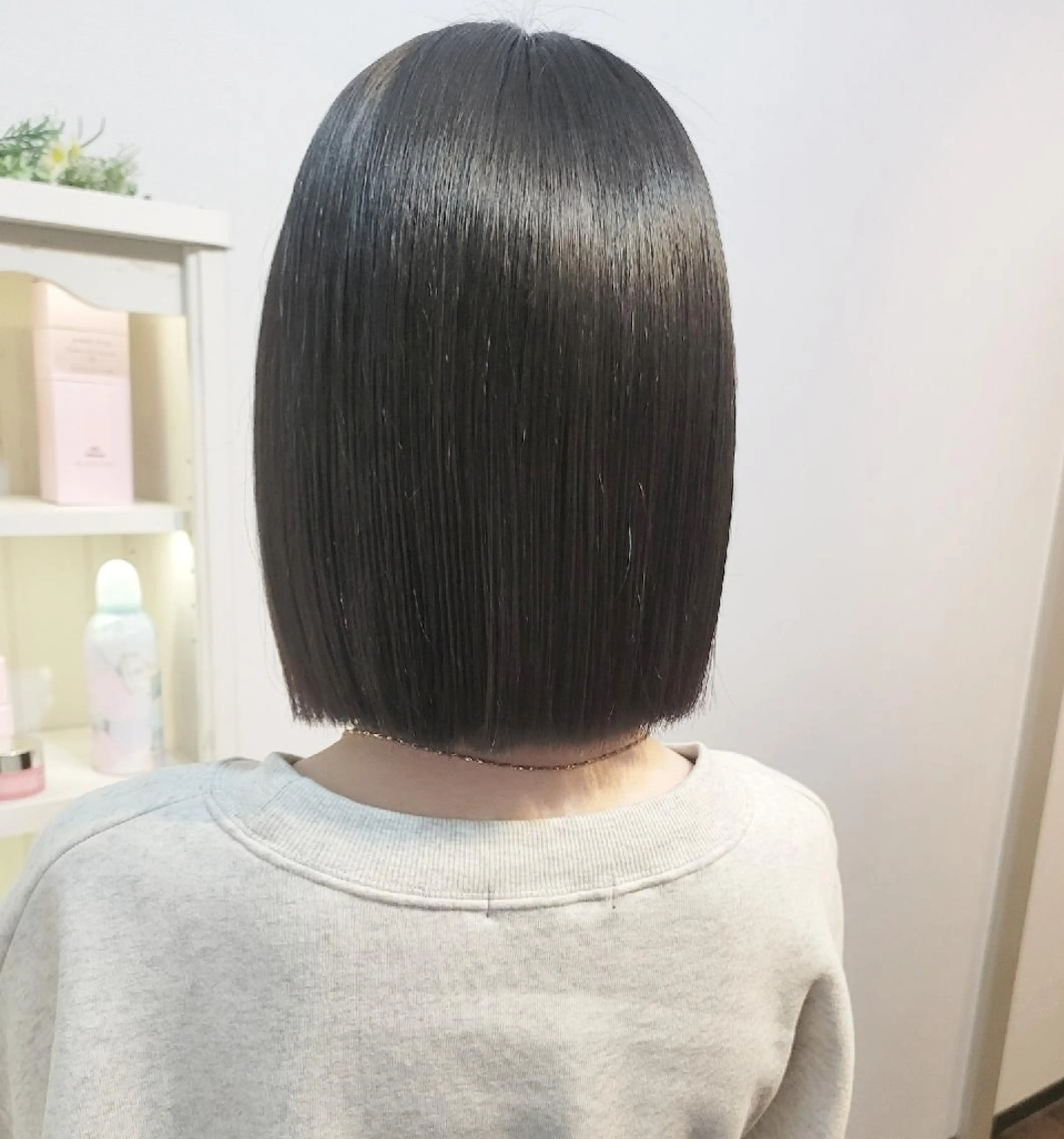 カラー ショート 黒髪 ボブ Chipie hair design所属・伊藤 功士のヘアスタイル