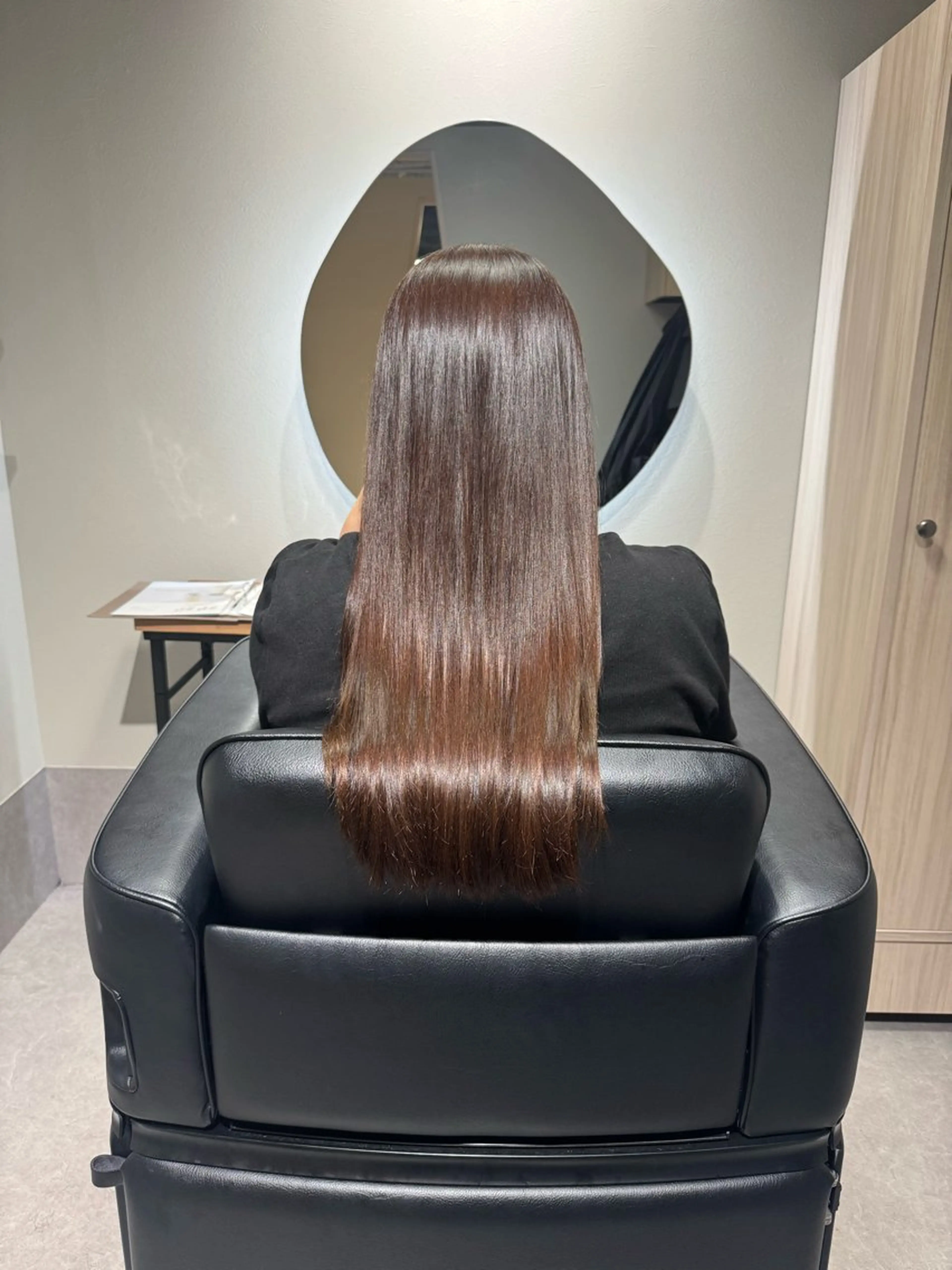 ロング カット ヘアカラー 縮毛矯正 トリートメント NAVY 橋本心 縮毛矯正のヘアスタイル