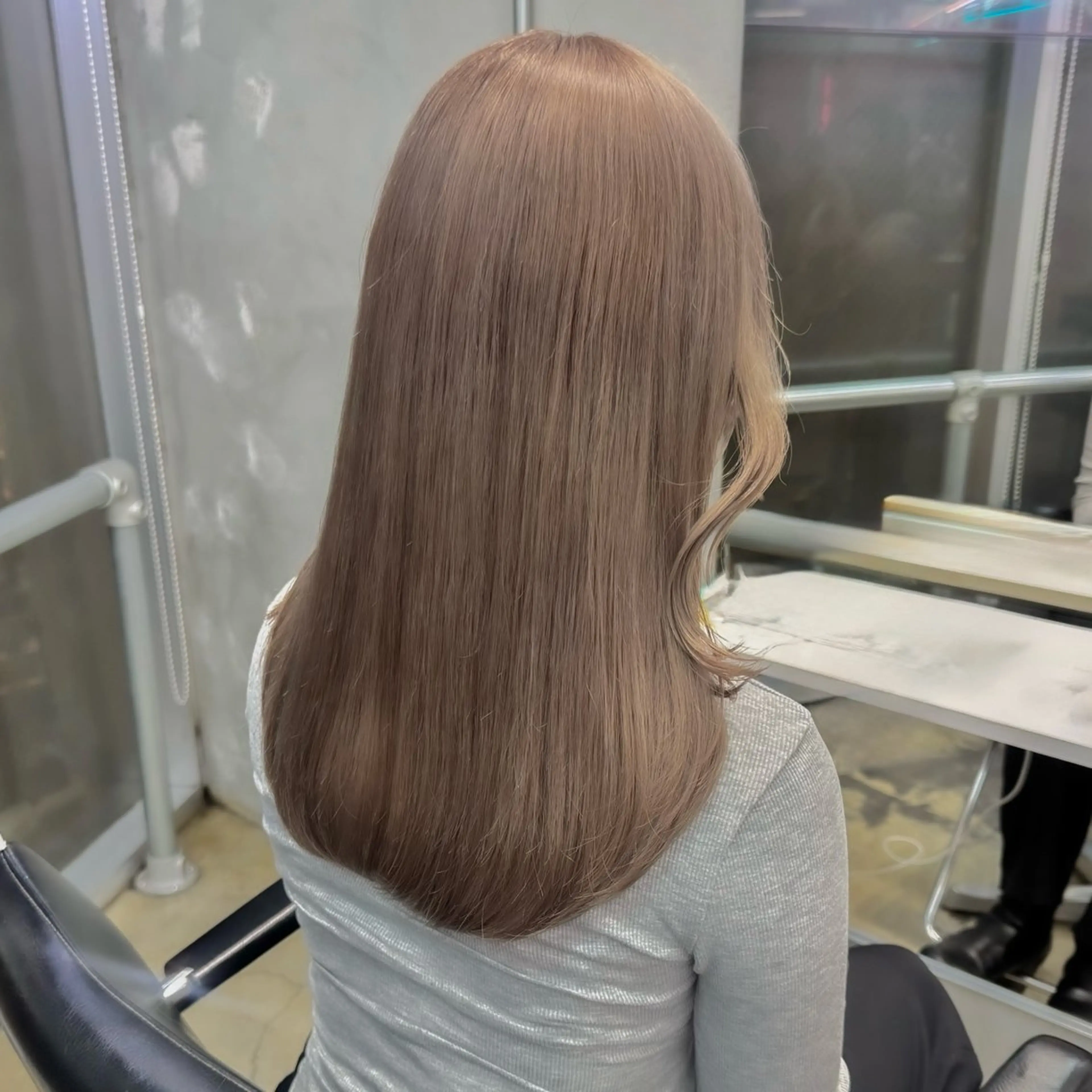 セミロング カラー ヘアアレンジ 💗💗韓国レイヤー yu-ki💗💗のヘアスタイル