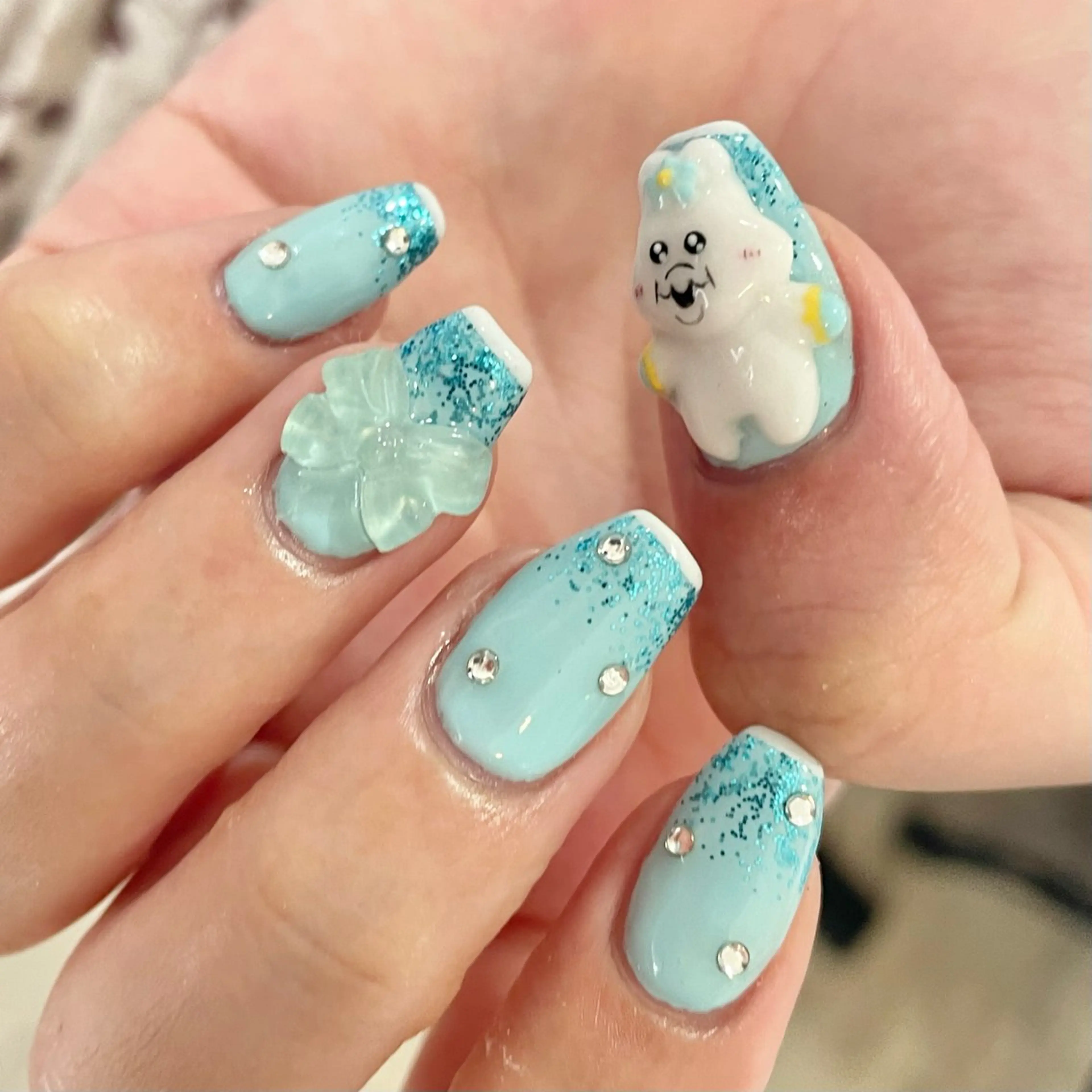 ⭐️キャラクタージェルネイル🐰当日予約不可⚠️の写真