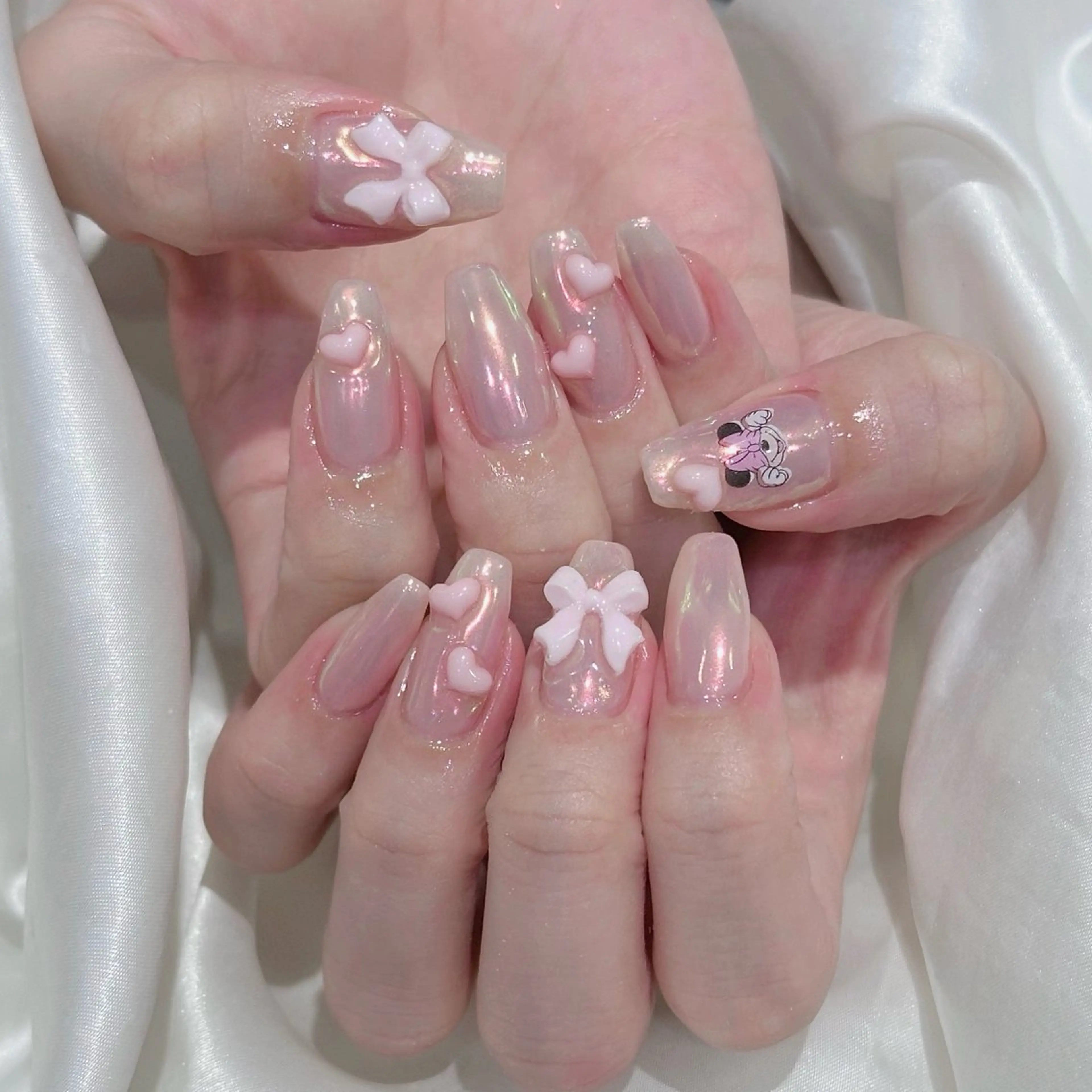 ネイル Kanon 🤍のネイルデザイン