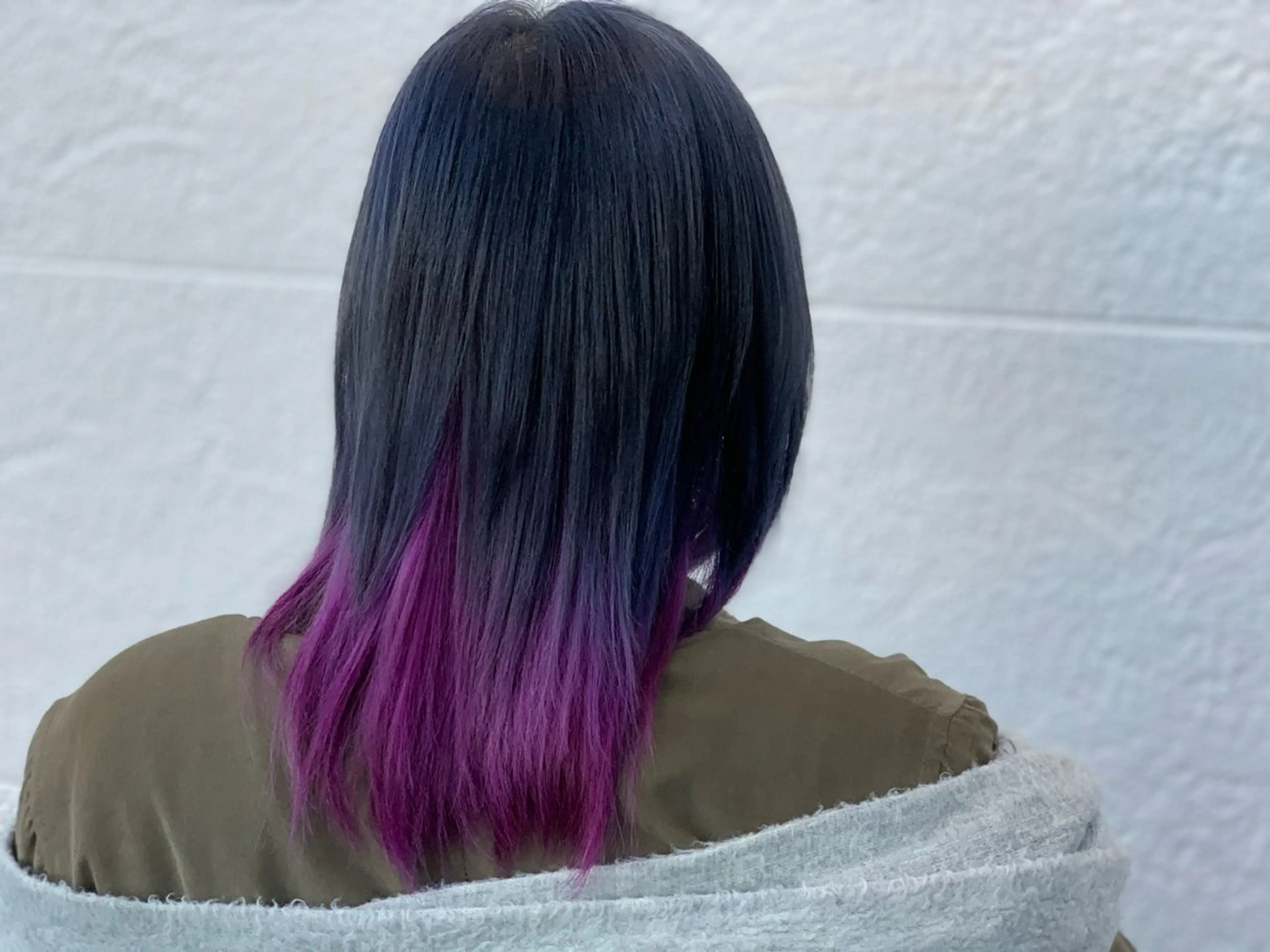 セミロング 新宅 綾乃のヘアスタイル