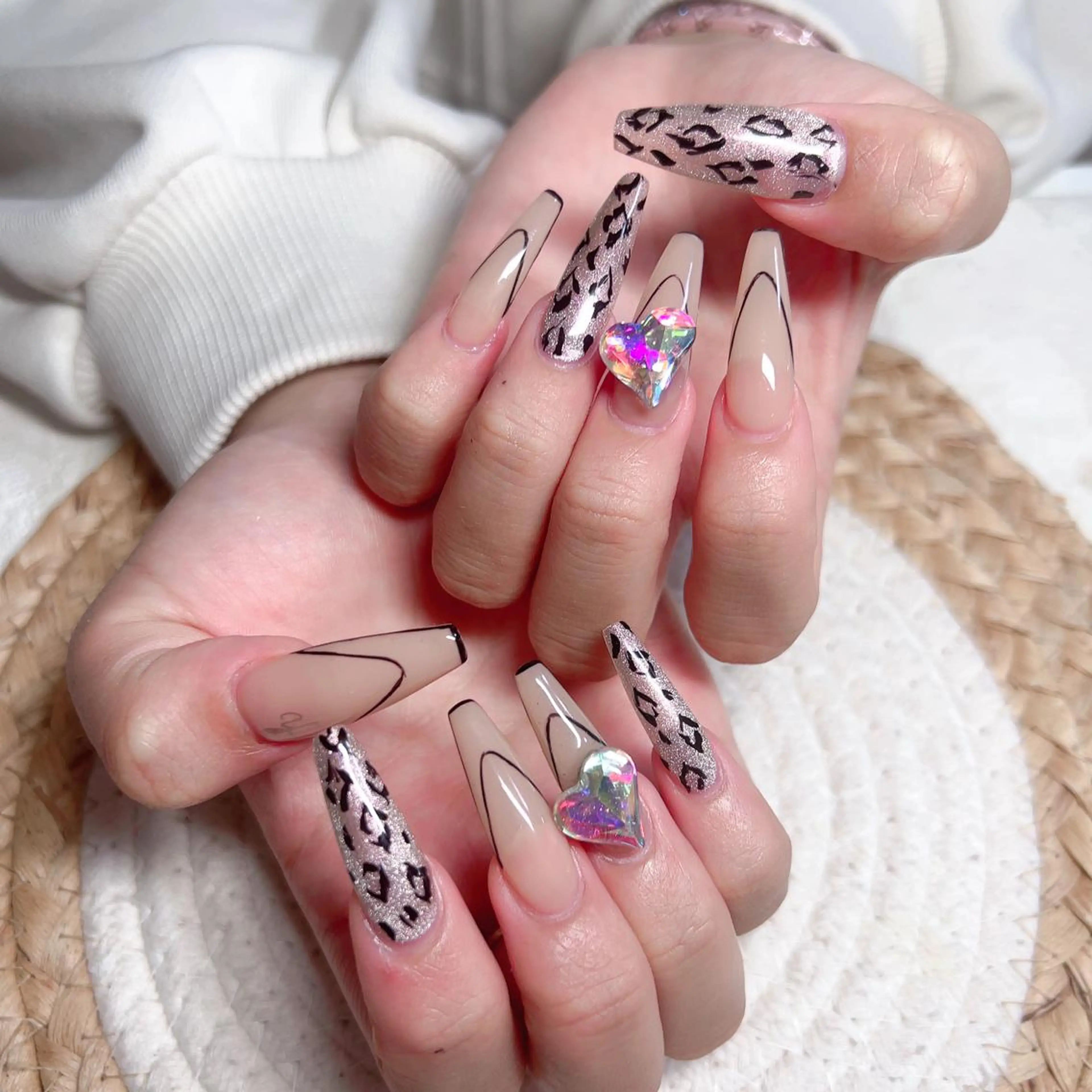 ネイル ハンドネイル M🌷nail 長さだし専門店のネイルデザイン