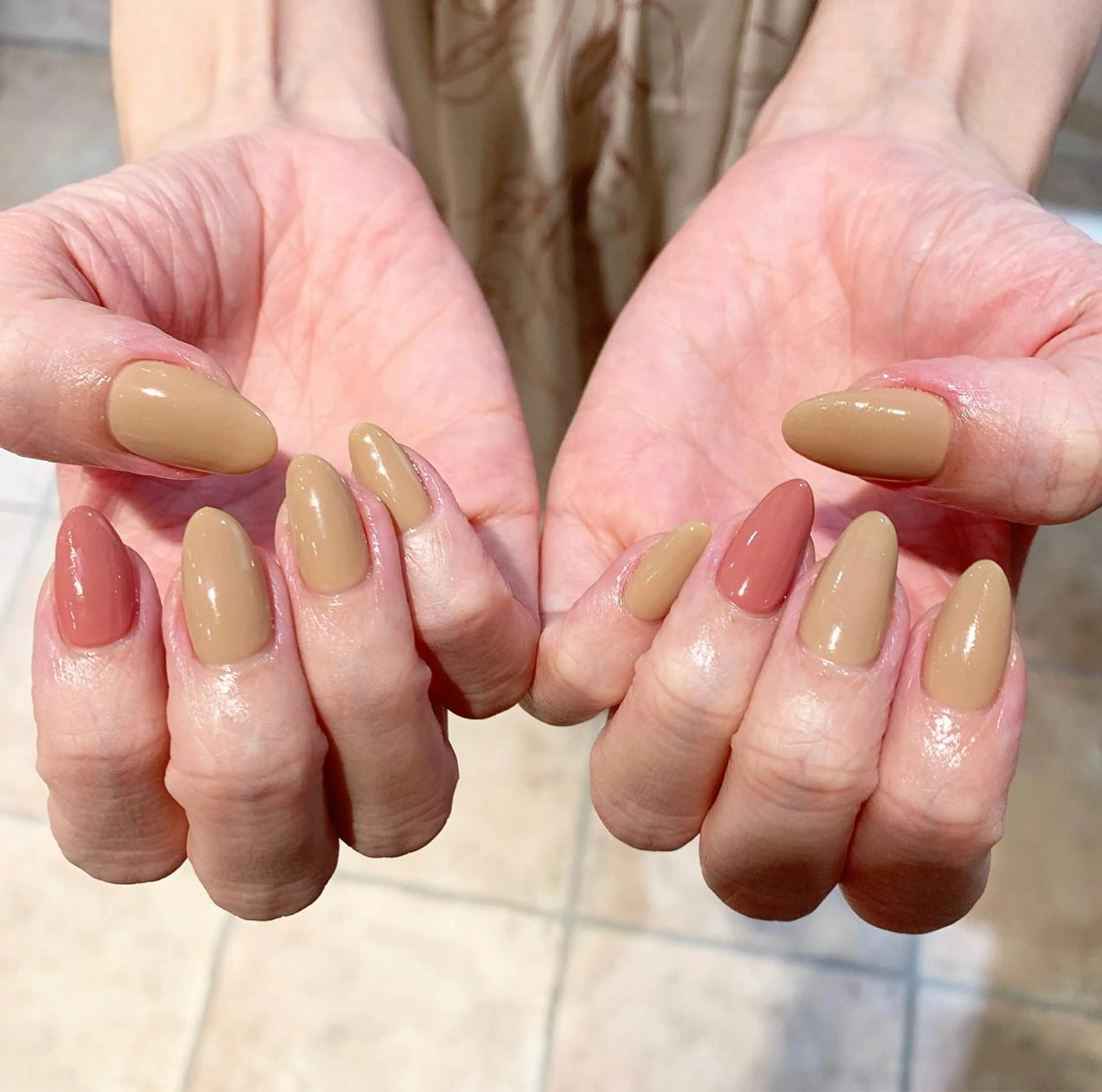 ネイル ピンク ハンドネイル 佐藤 穂乃香のネイルデザイン