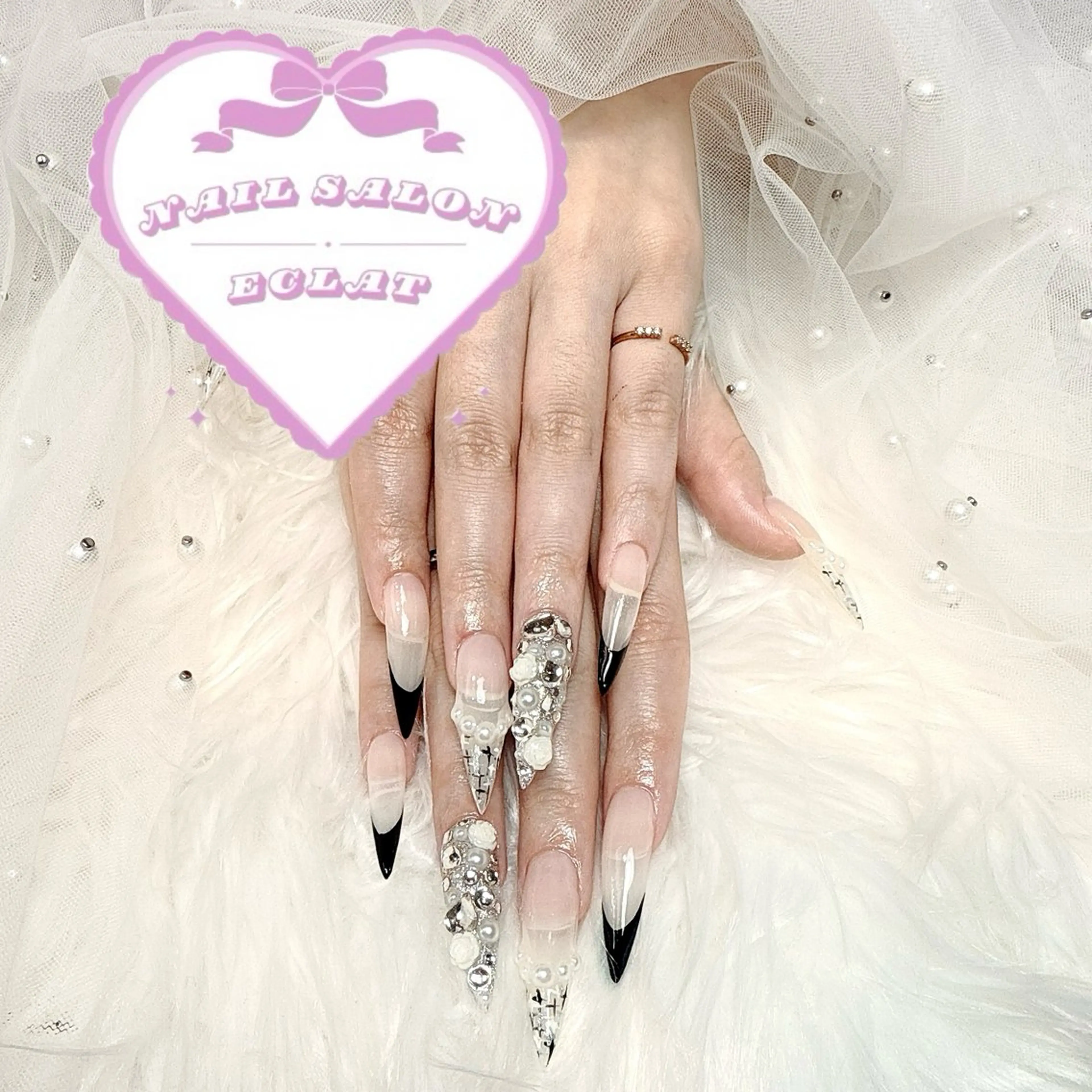 ネイル ネイルチップ ハンドネイル Eclat さやのネイルデザイン