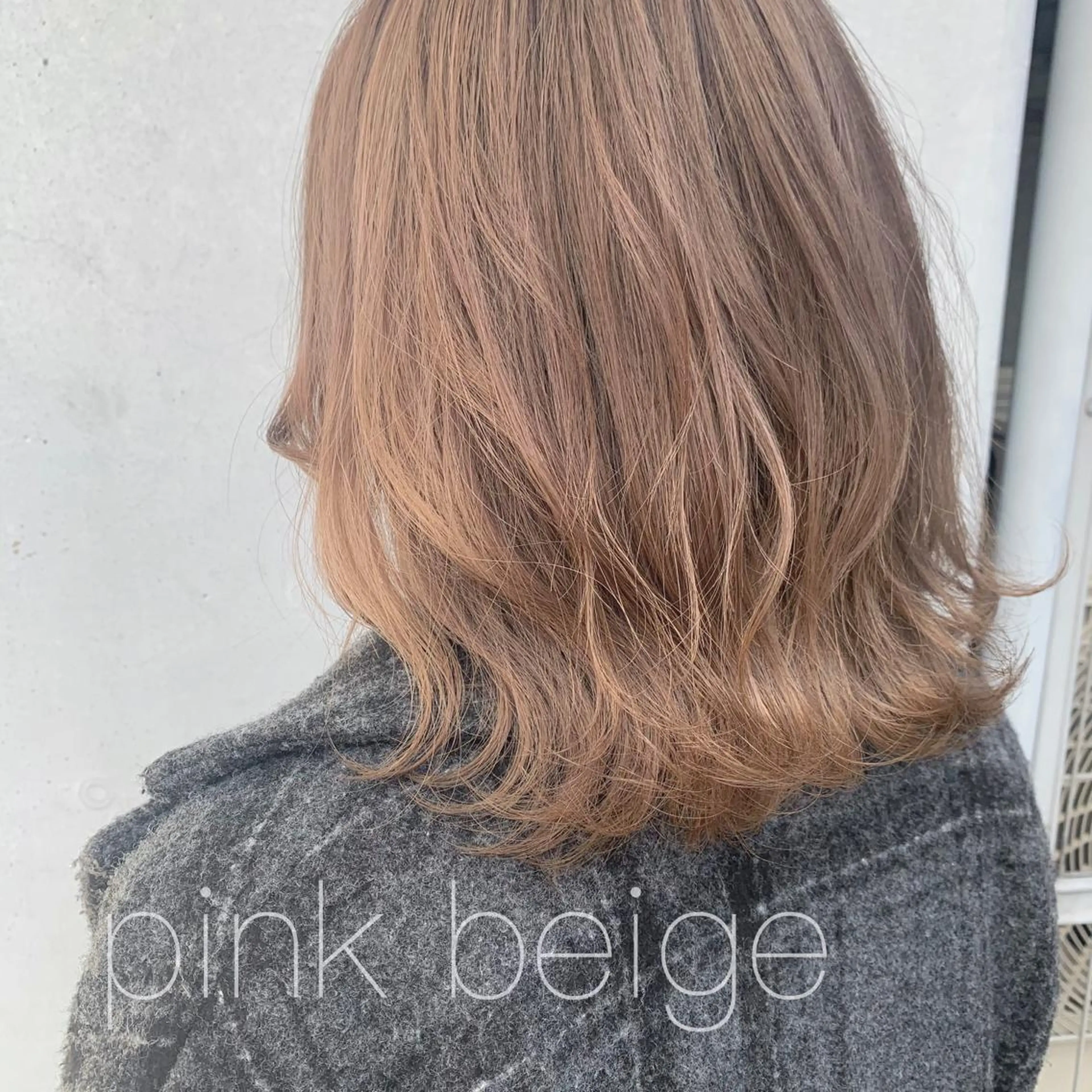 ミディアム 透明感カラー 金村真子のヘアスタイル