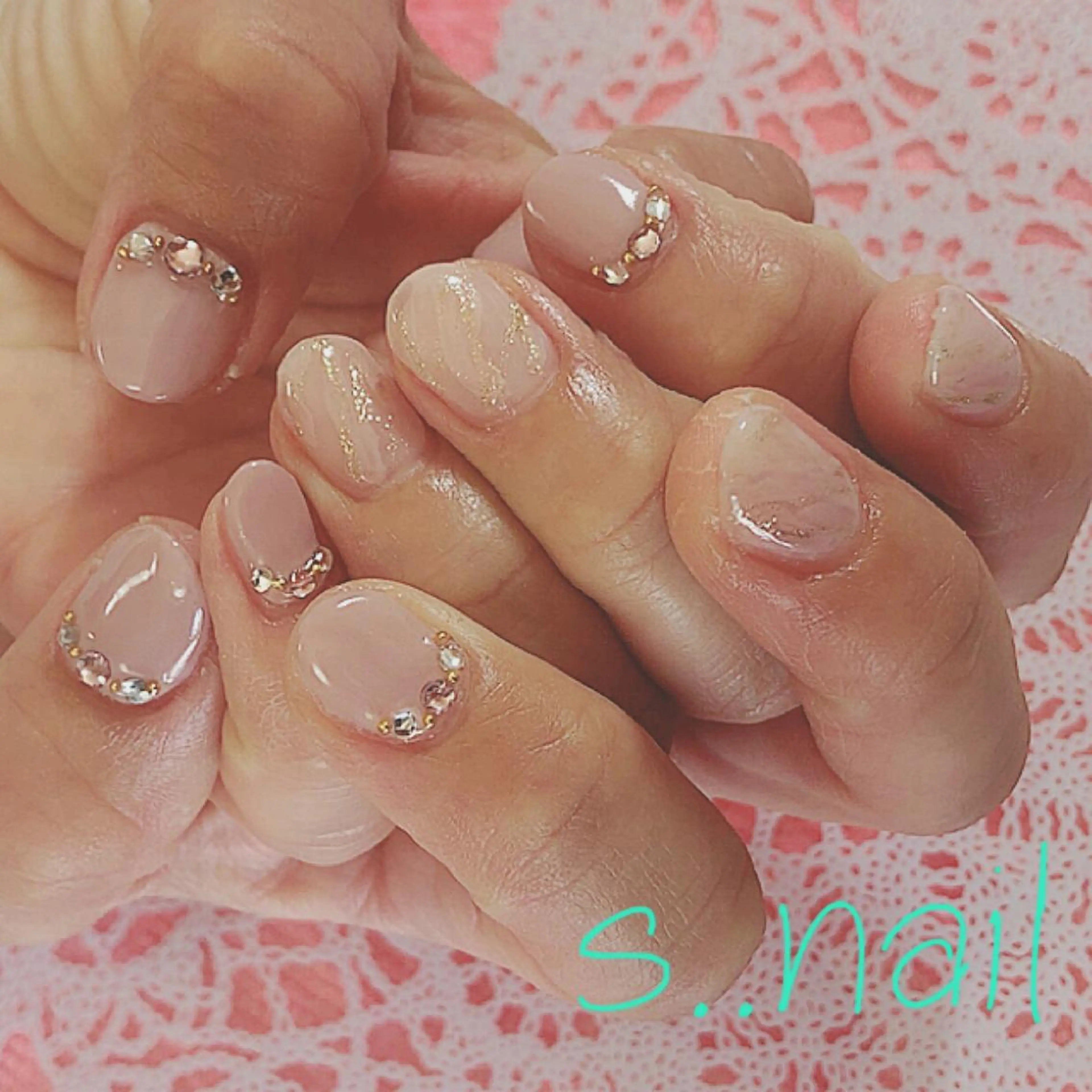 ネイル ストーンネイル ハンドネイル フットネイル s..nail / MORITAのネイルデザイン