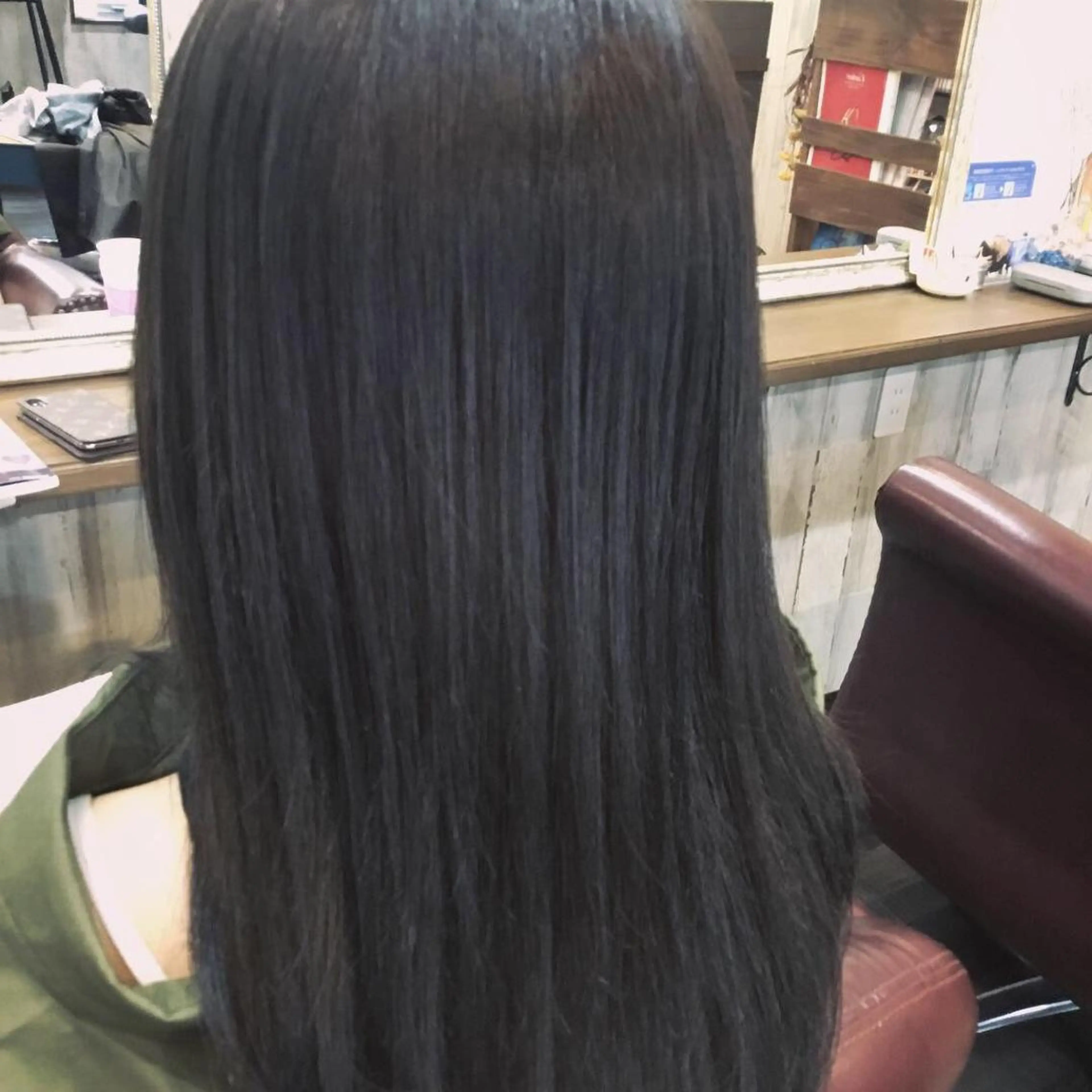 ロング カラー 金崎 新吾のヘアスタイル