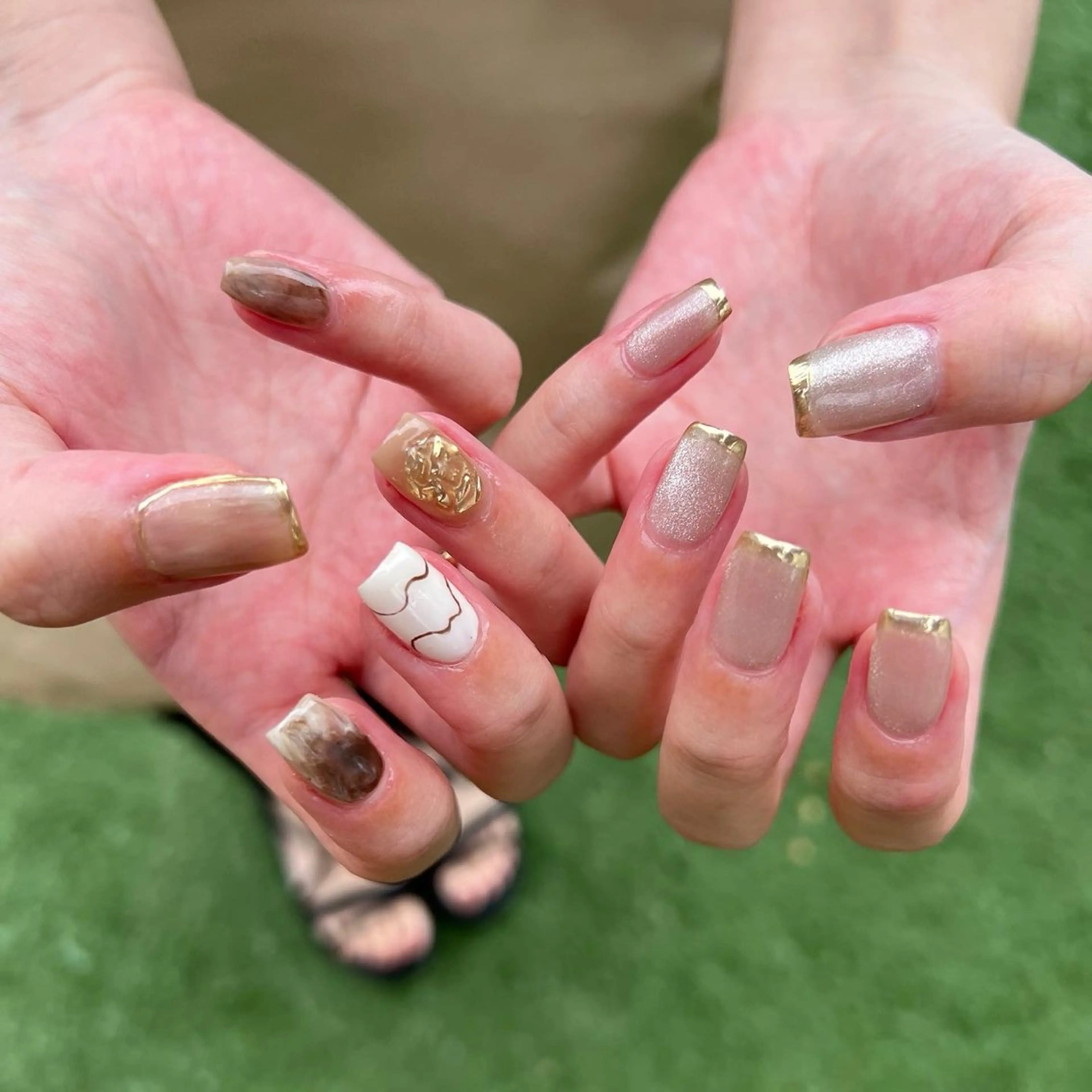 ネイル フレンチネイル マグネットネイル ミラーネイル ニュアンスネイル I Rのネイルデザイン