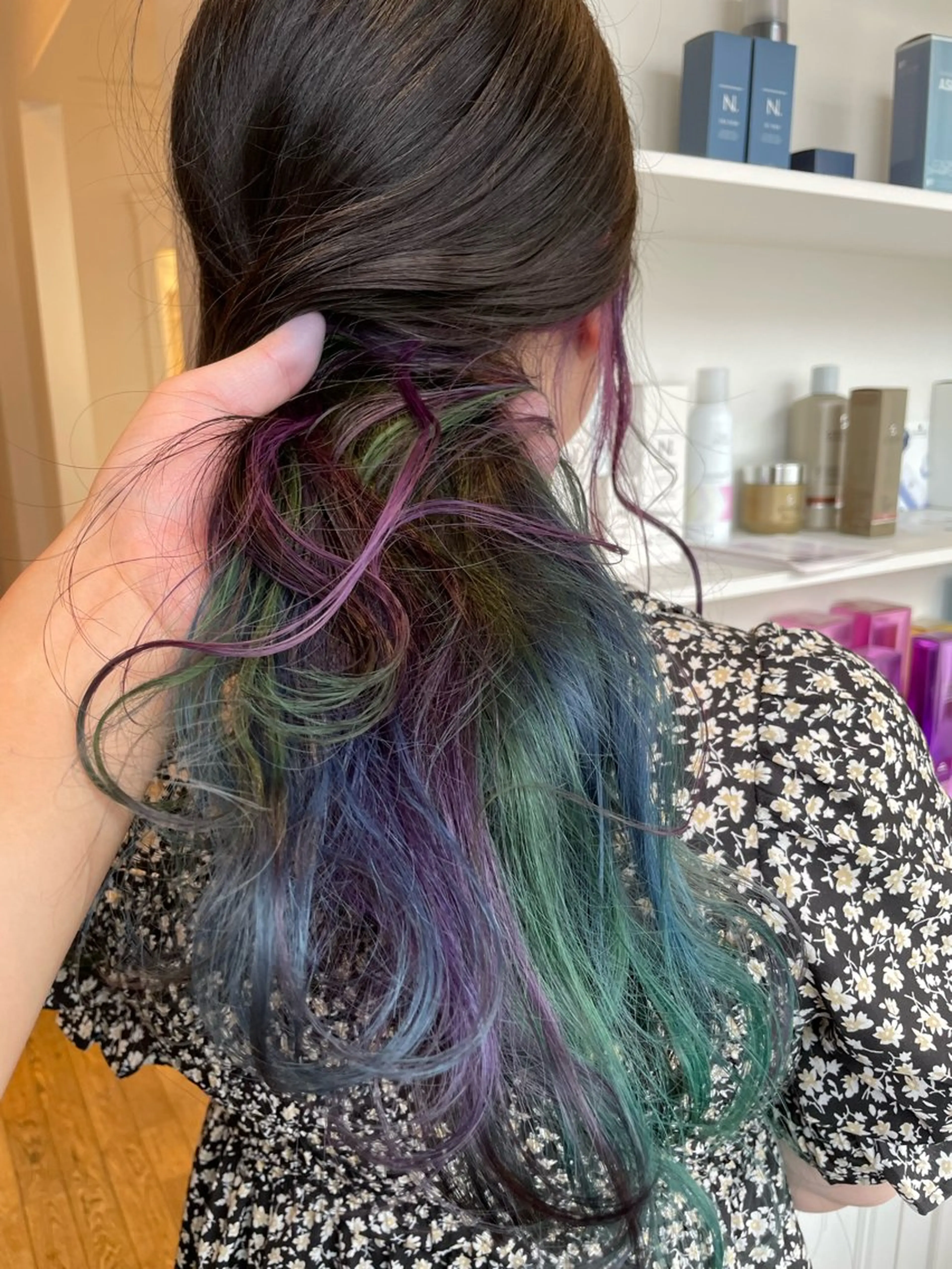 セミロング ヘアカラー トリートメント ブリーチ毛矯正.髪質 改善.髪にドラマをのヘアスタイル