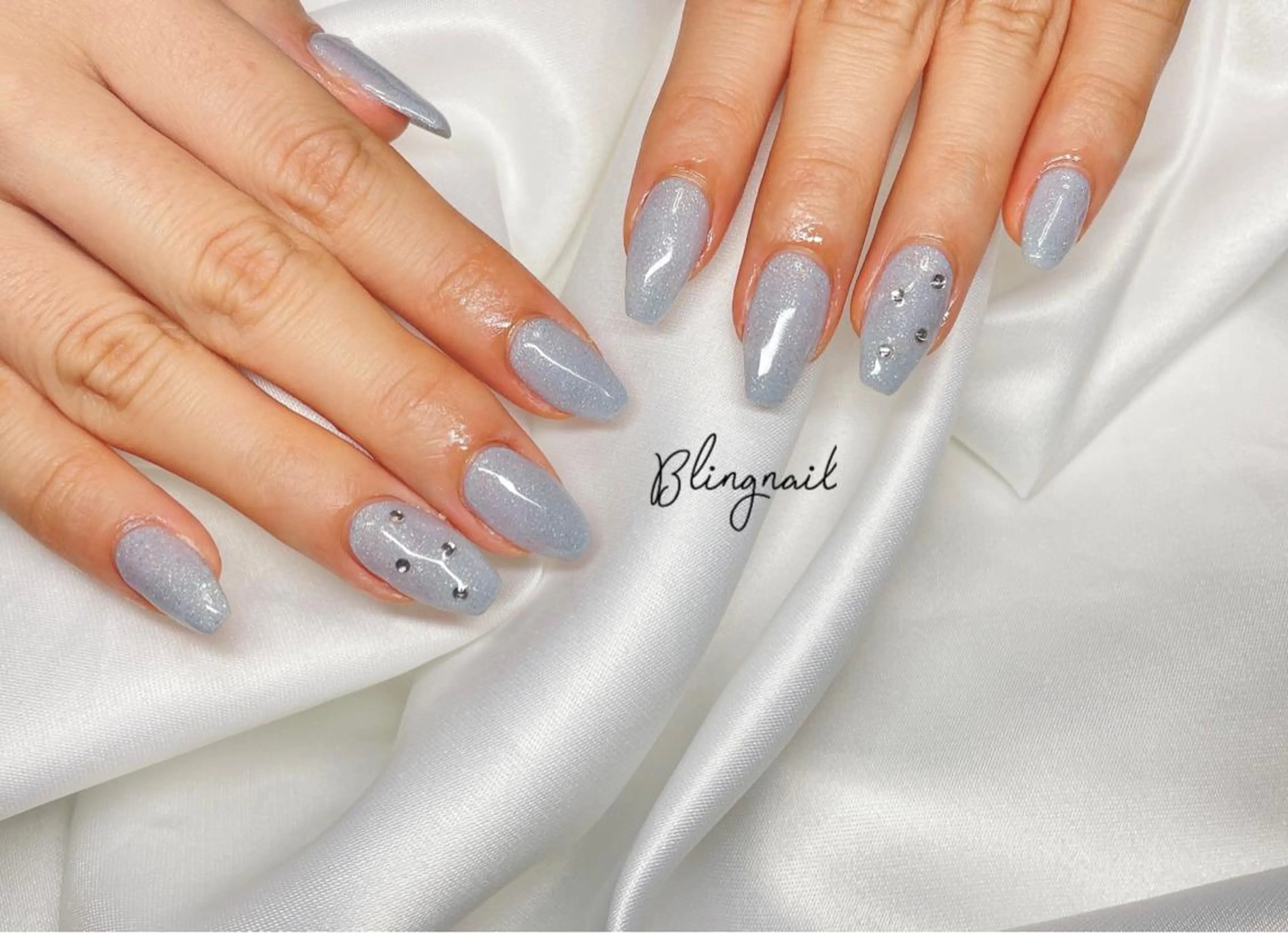 ネイル 23時まで❤︎韓国、 ワンホンネイルのネイルデザイン