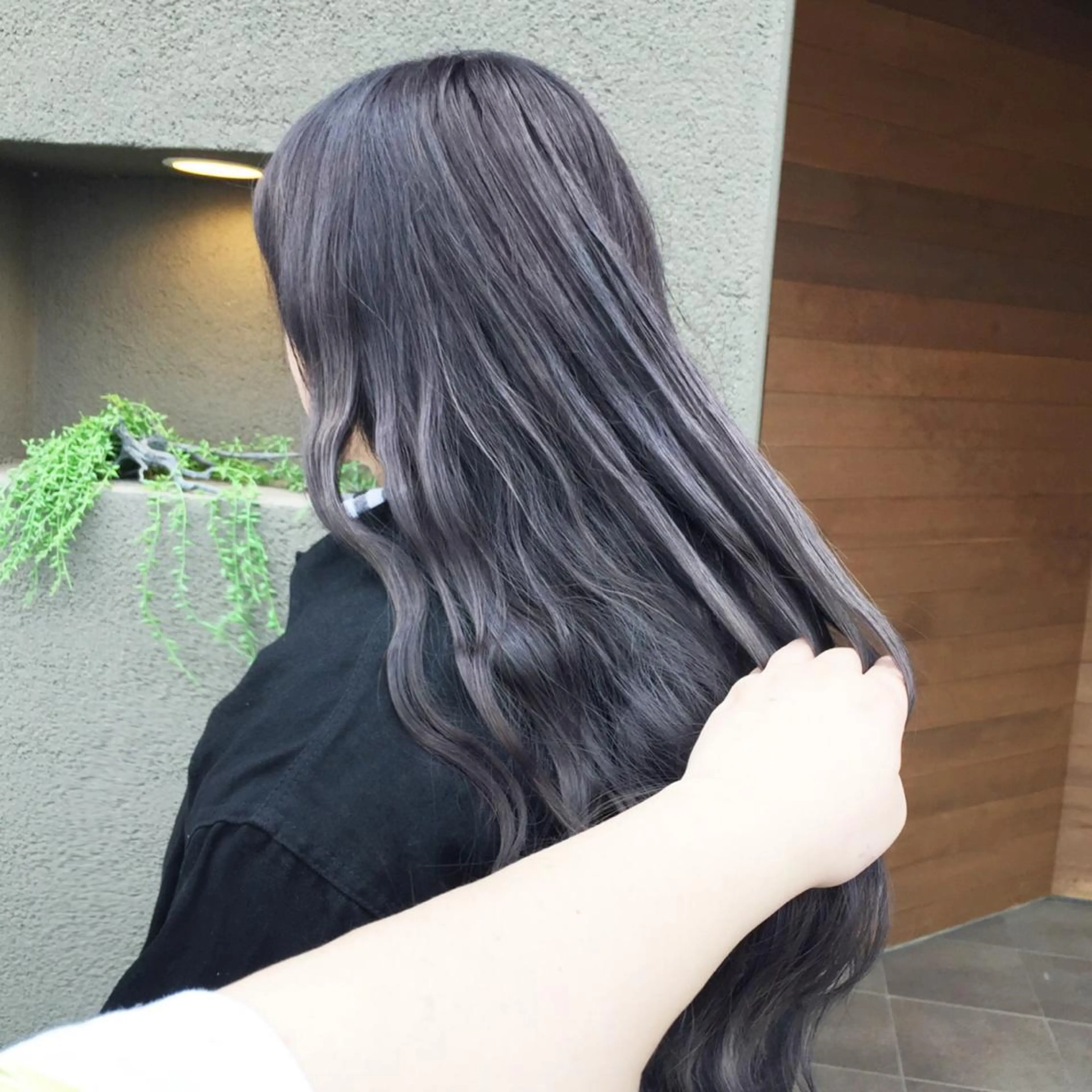 ロング maco 艶感ハイトーン🦋のヘアスタイル