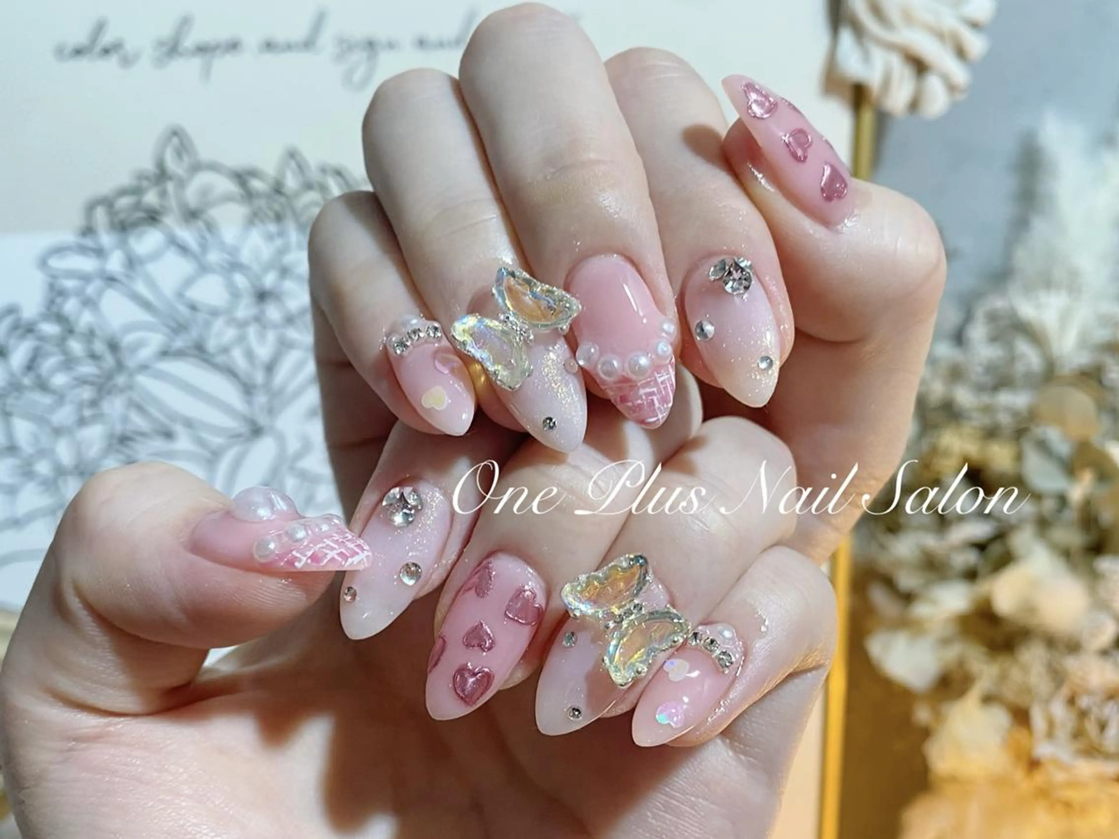 ネイル One Plus Nail Salonのネイルデザイン