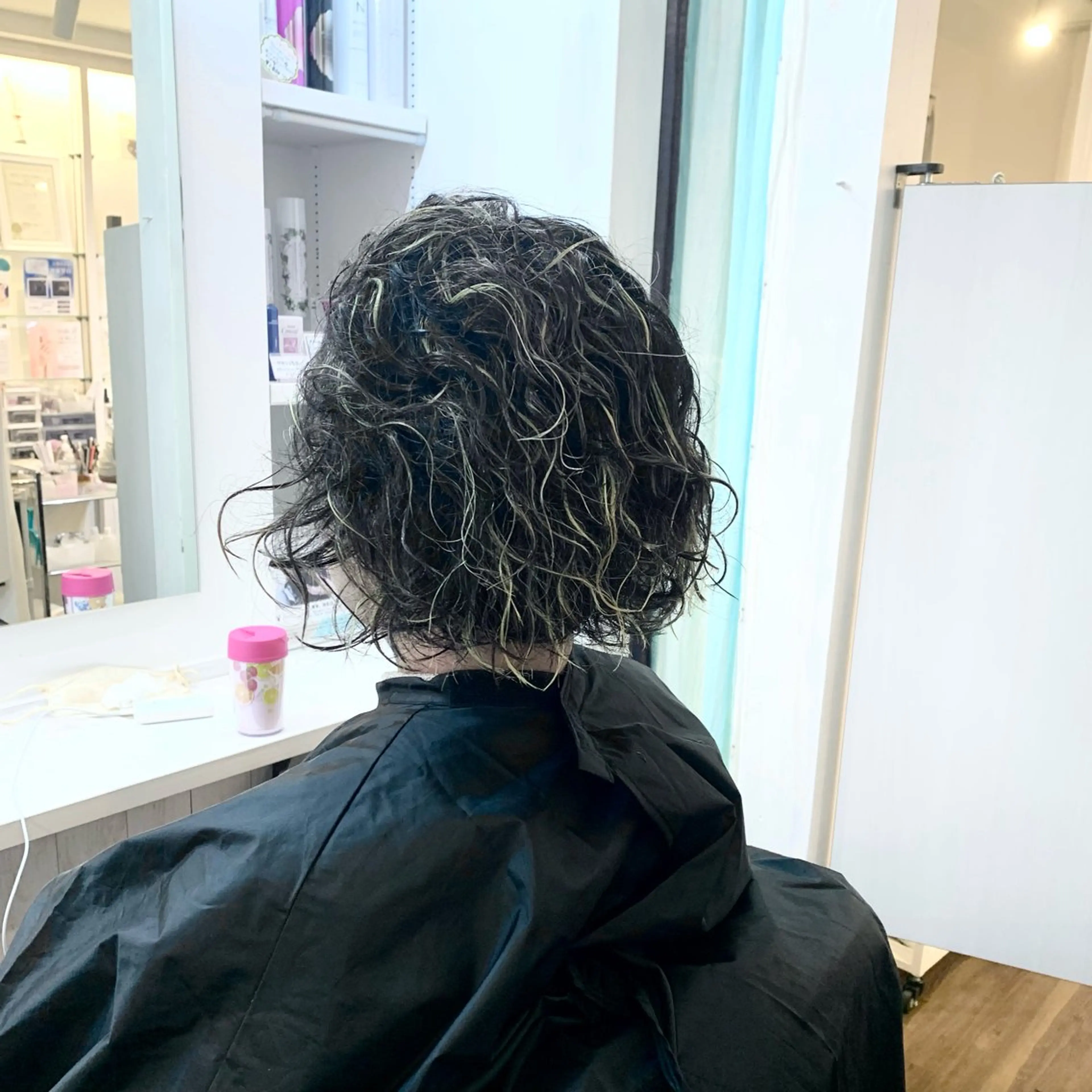 ショート カラー ハイライトカラー ハイライト ヘアカラー elua kanekoの眉毛・アイブロウイメージ