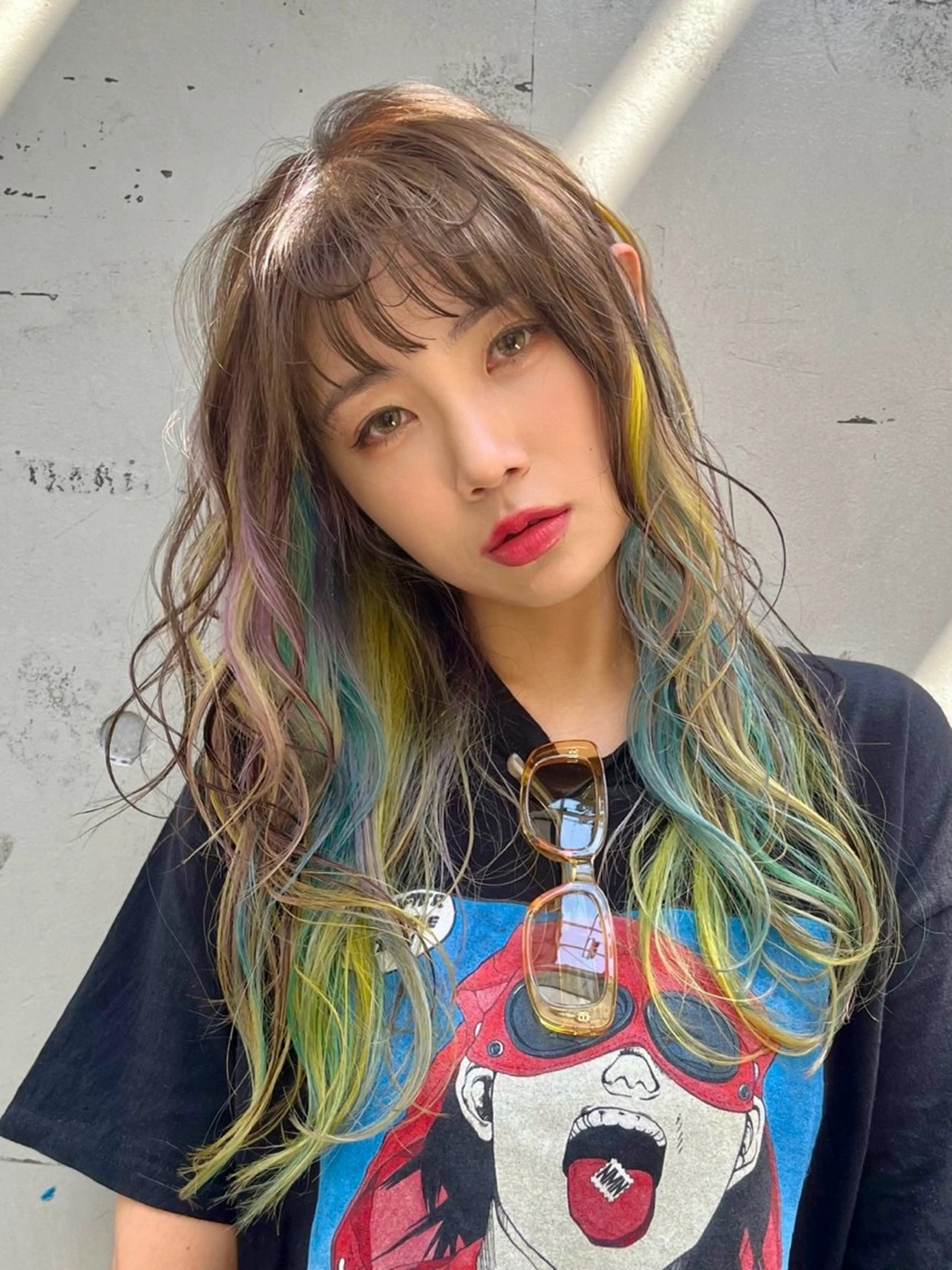 ロング カラー デザインカラー インナーカラー ユニコーンカラー 派手髪デザインカラー ヒロカのヘアスタイル