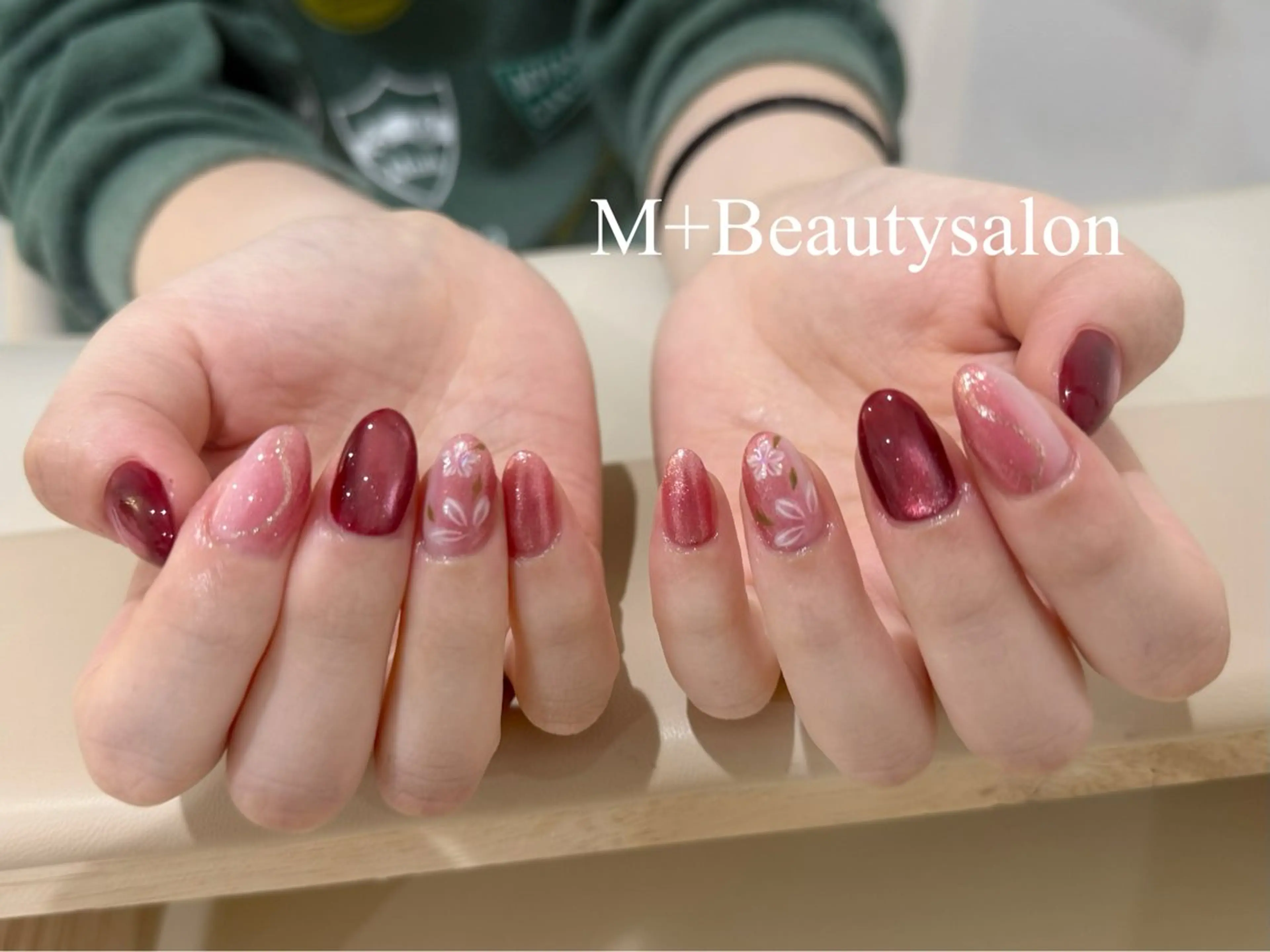 ネイル M+  Beauty Salonのネイルデザイン