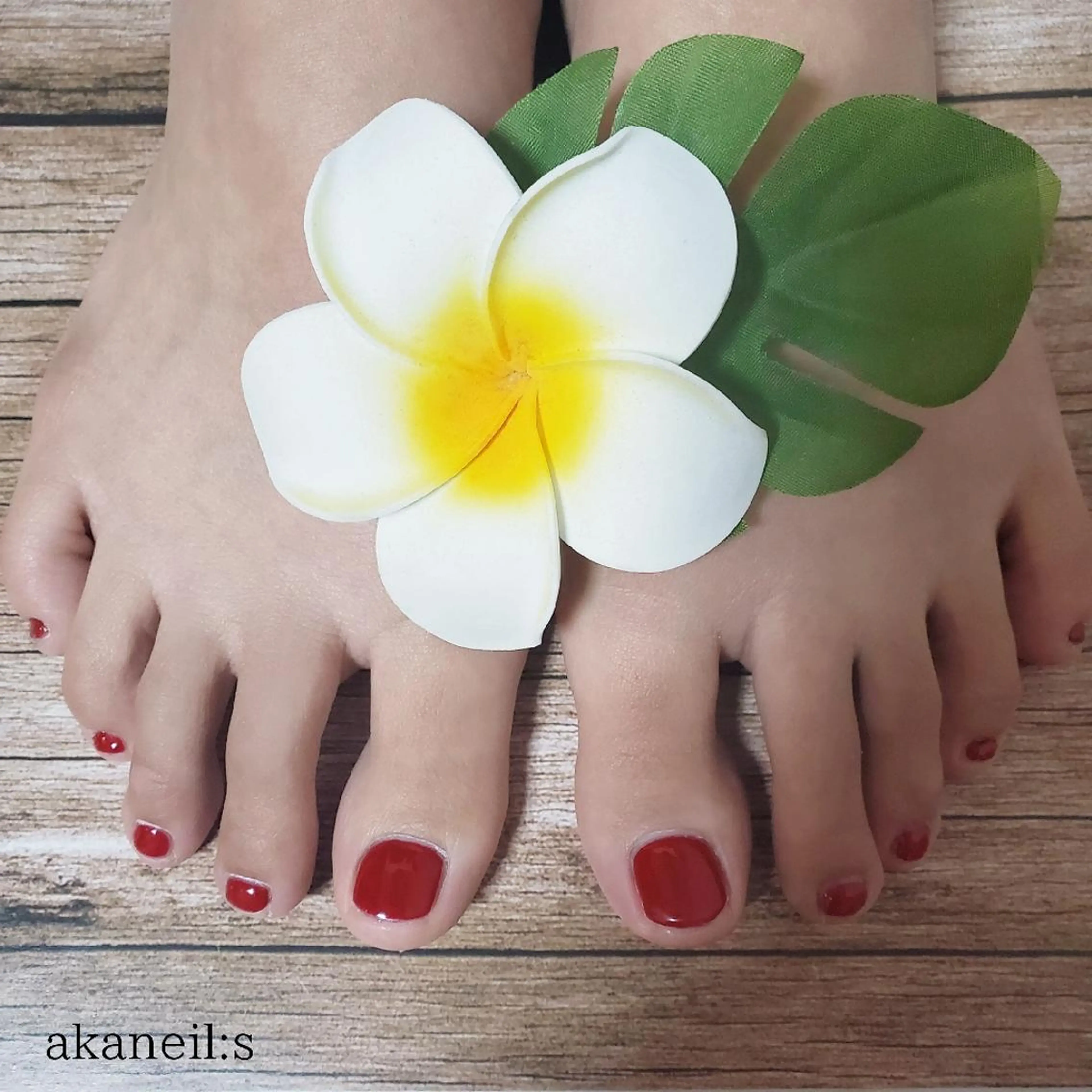 ネイル 赤色 【akaneils】 アカネのネイルデザイン