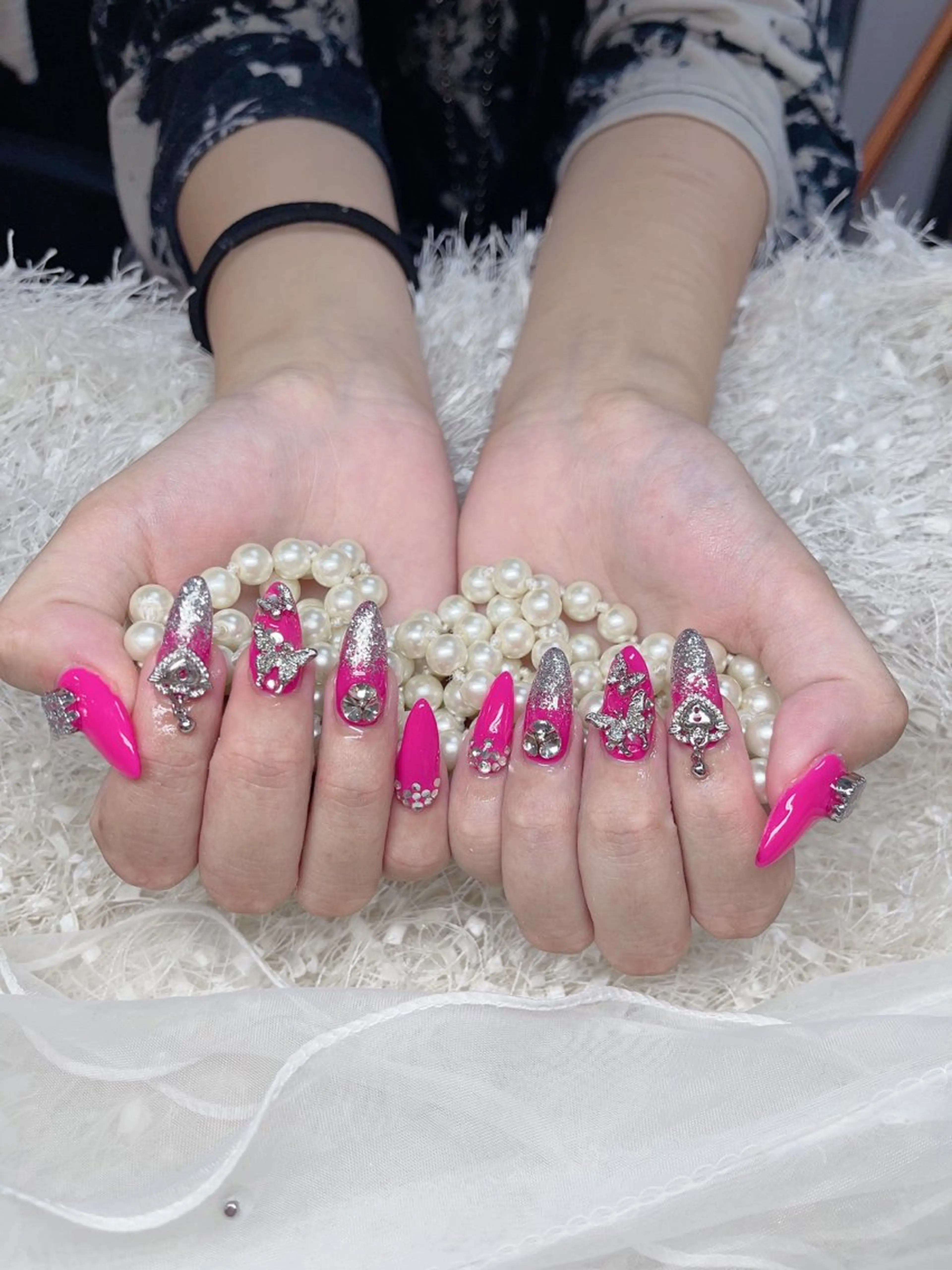 ネイル Shis_🦄shi 韓国風キラキラネイルのネイルデザイン