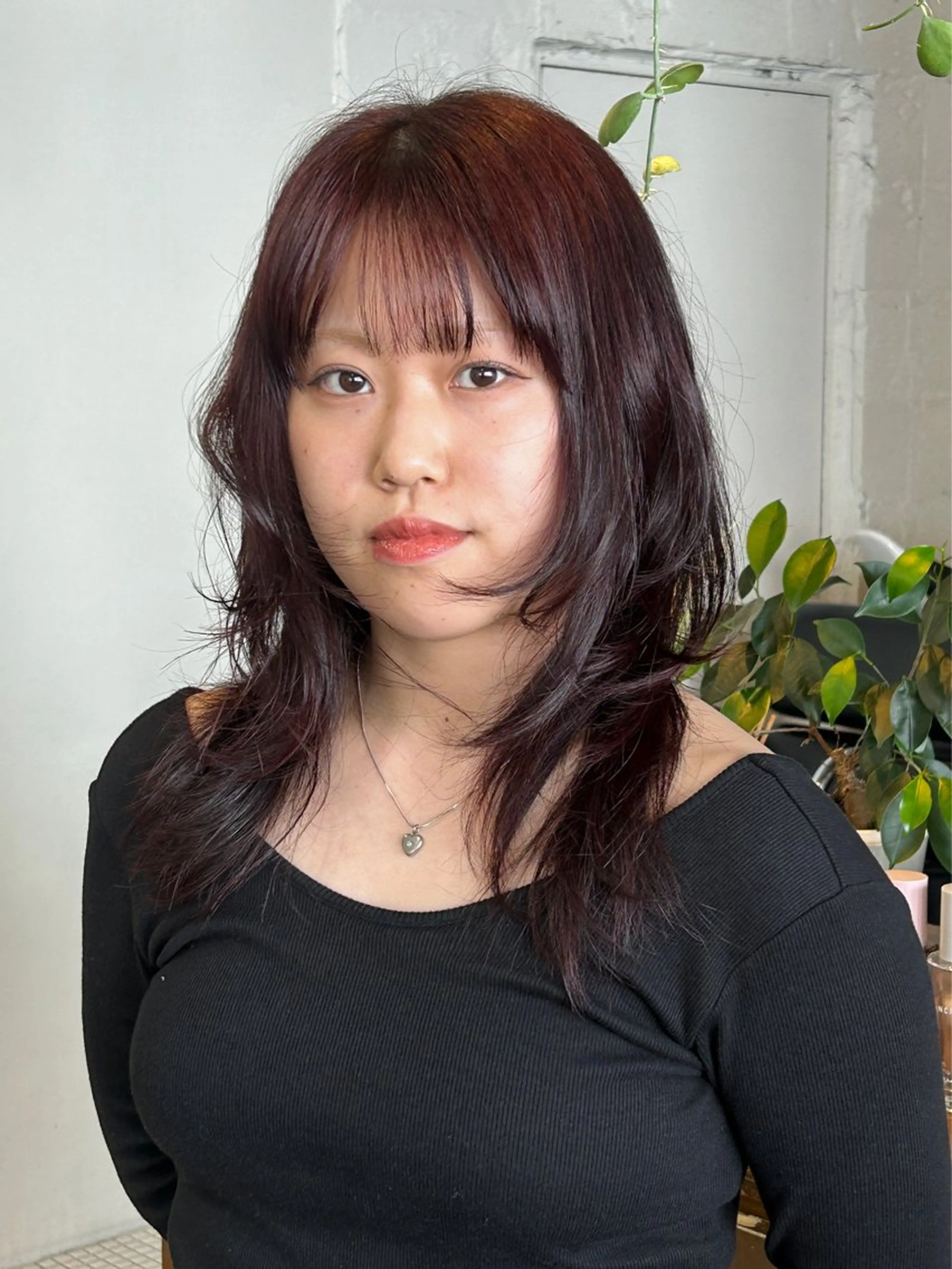 セミロング カラー ハッシュカット ヘアカラー ナチュラル大人っぽい スタイル　MAORIのヘアスタイル