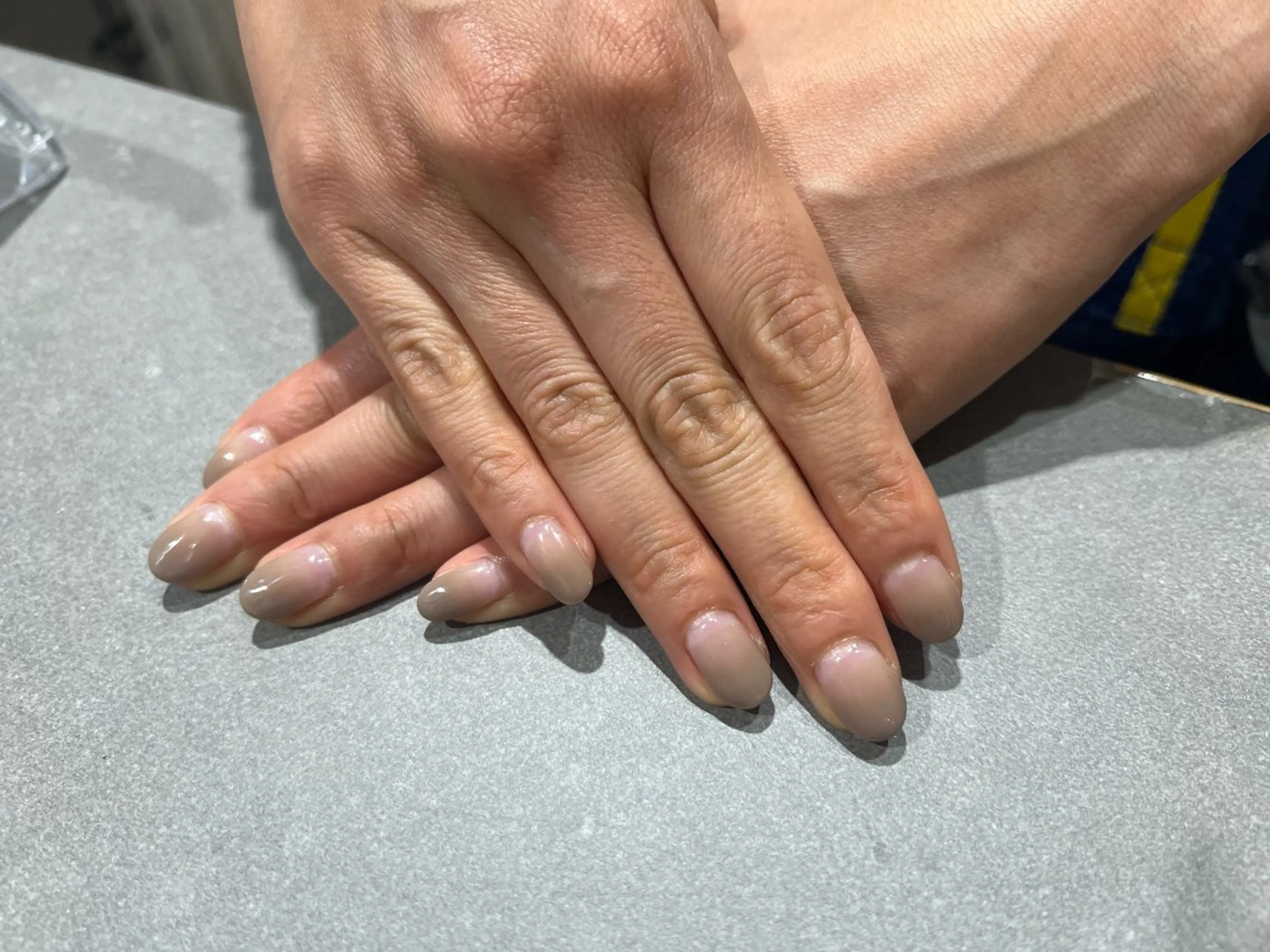 ネイル グラデーション ＆robe銀座 🪽tsuki🪽のネイルデザイン