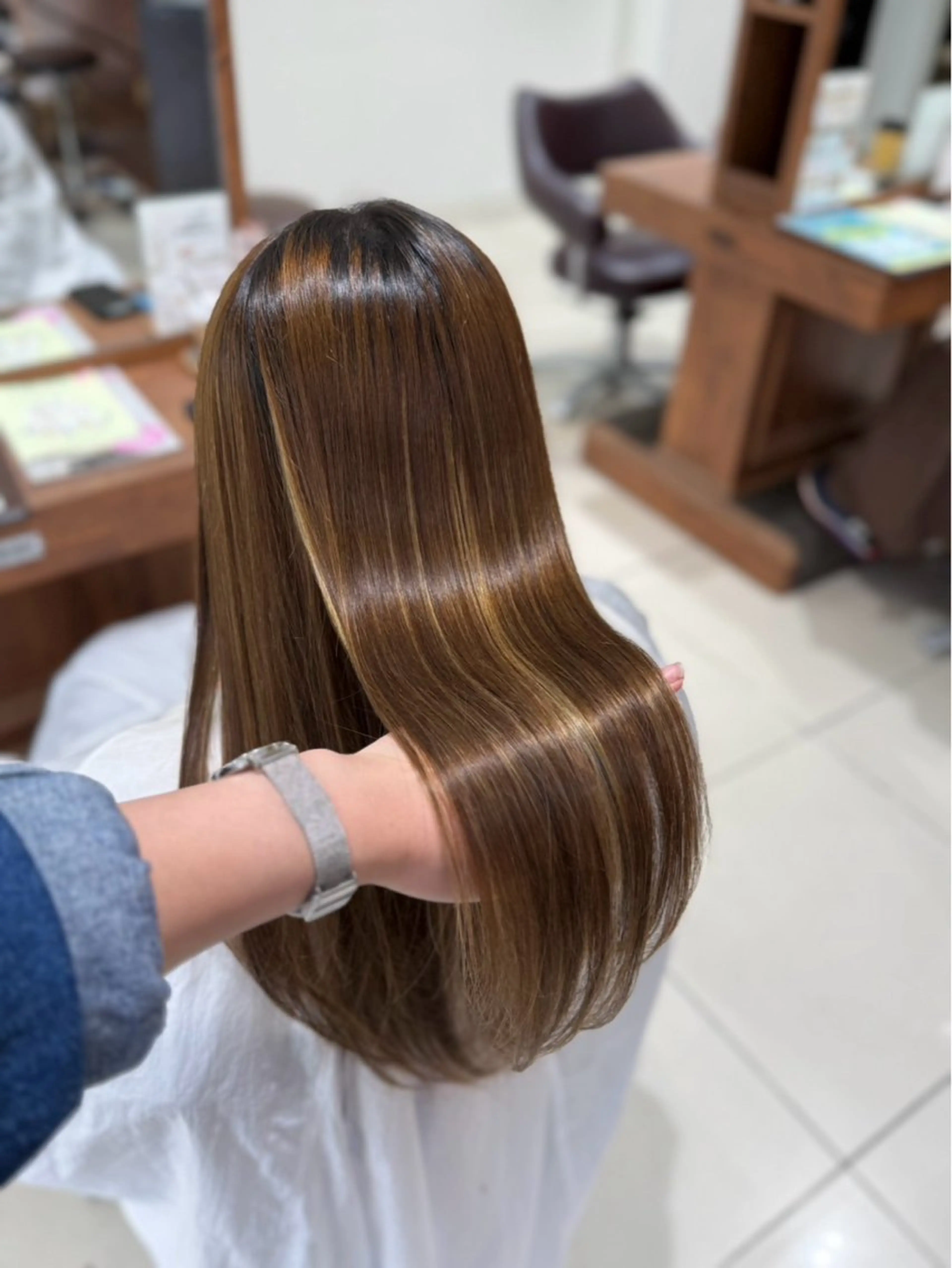 ロング カラー パーマ 縮毛矯正 和田 芹香のヘアスタイル
