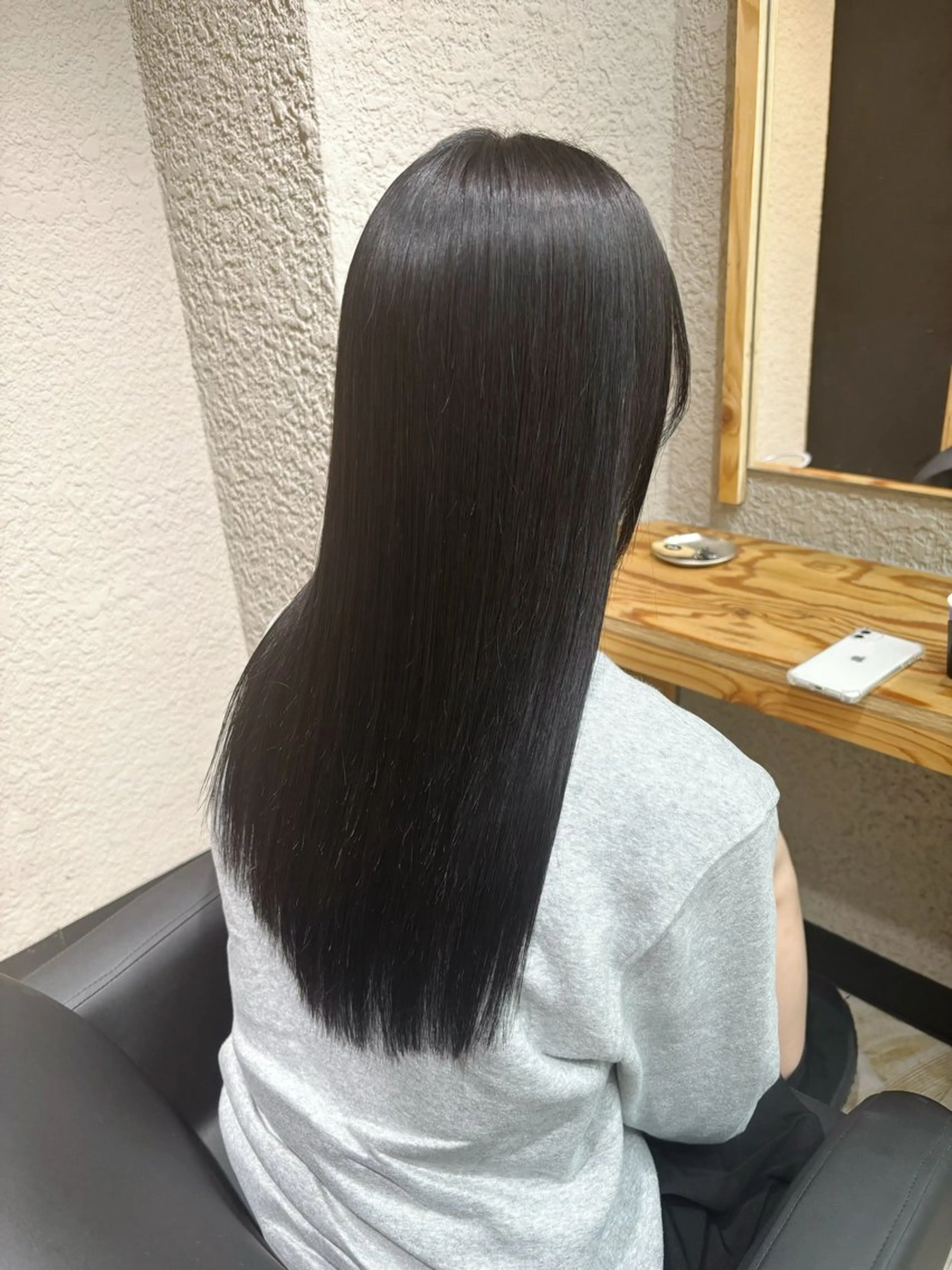 ロング カット ヘアカラー 縮毛矯正 トリートメント ☘️ハイトーン/ ベージュ/久保田 涼のヘアスタイル