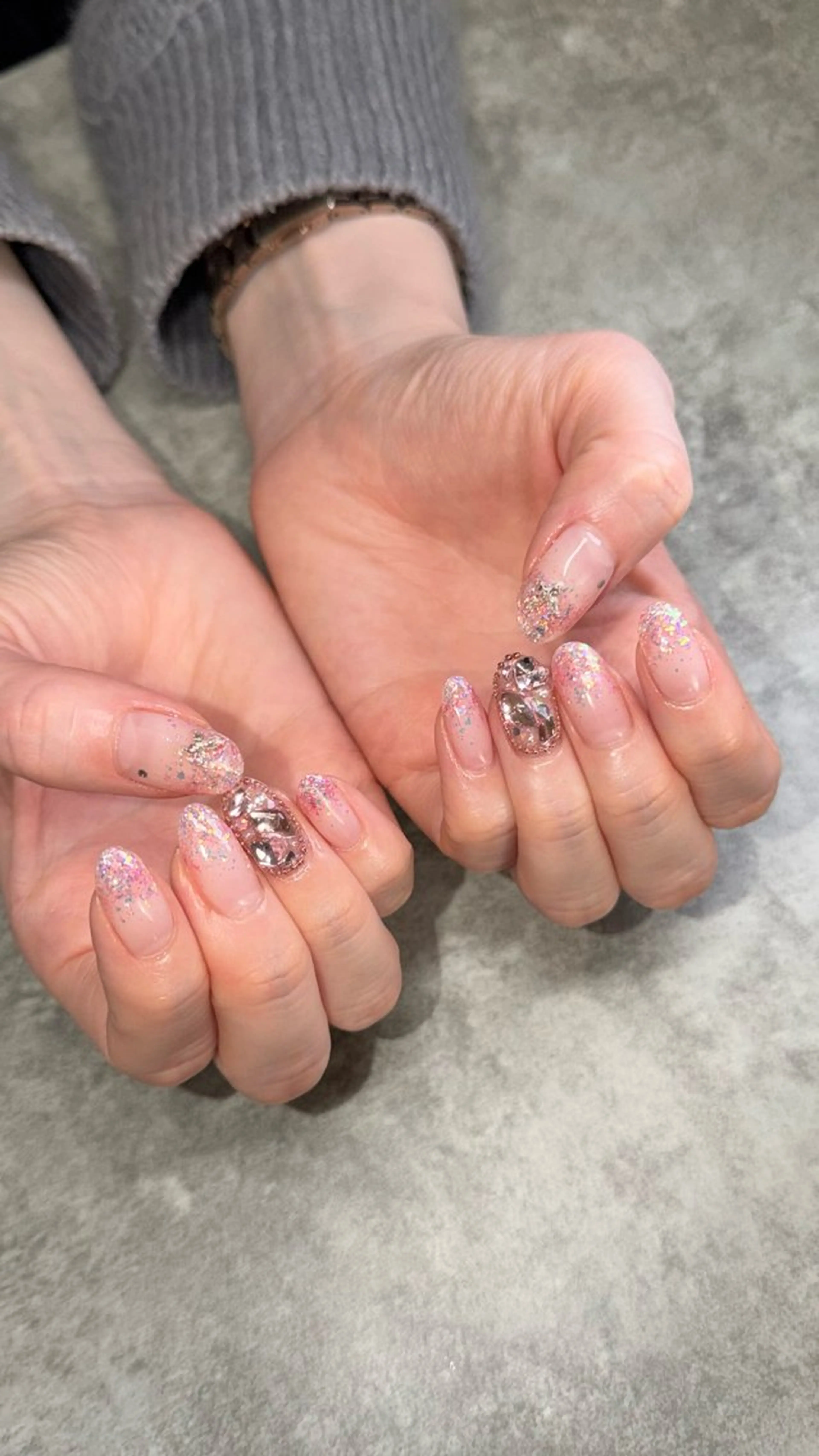 ネイル ハンドネイル ハンドケア shino🌟 痛ネイルのネイルデザイン