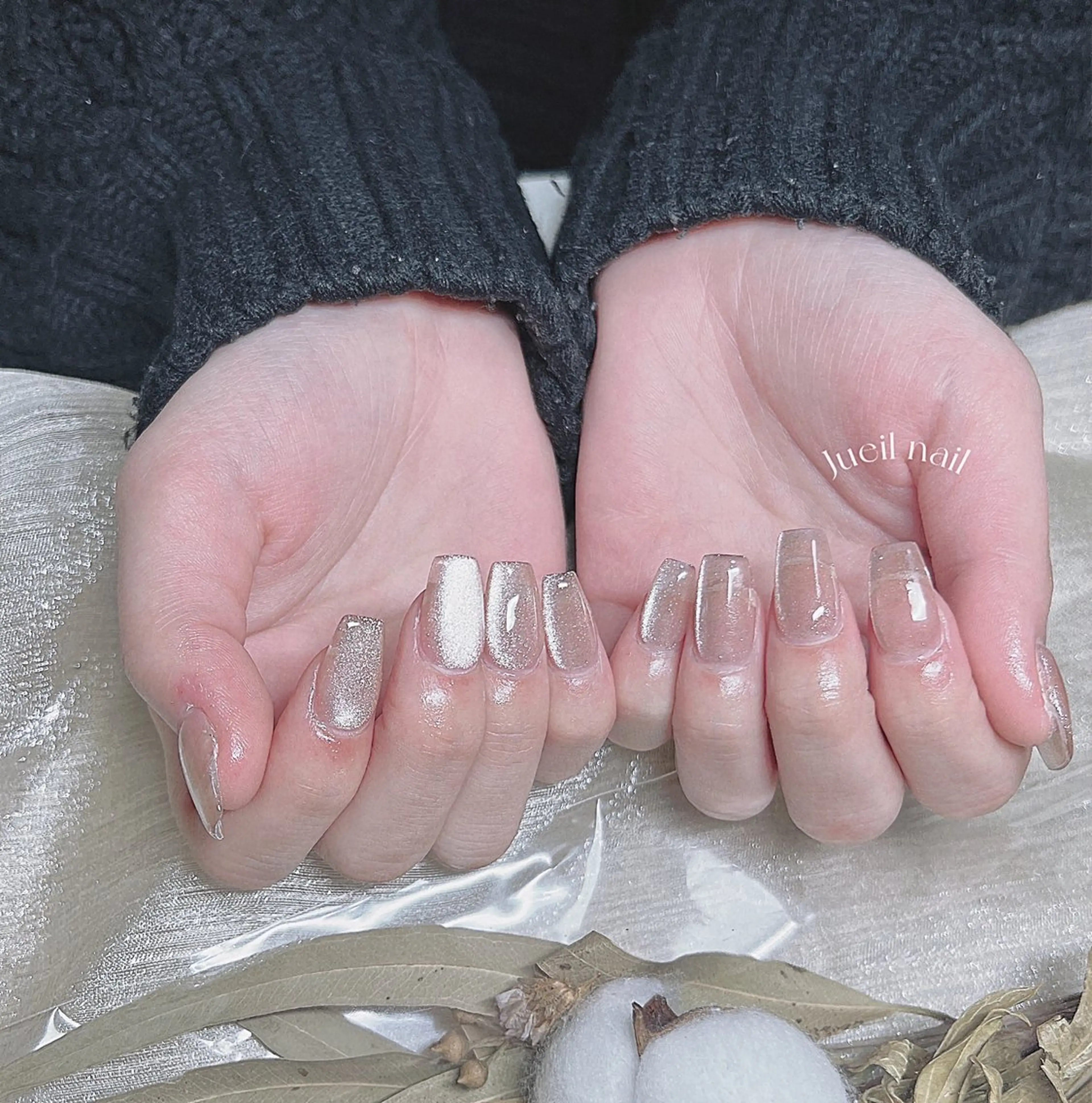 ネイル ハンドネイル KURE ISAKIのネイルデザイン