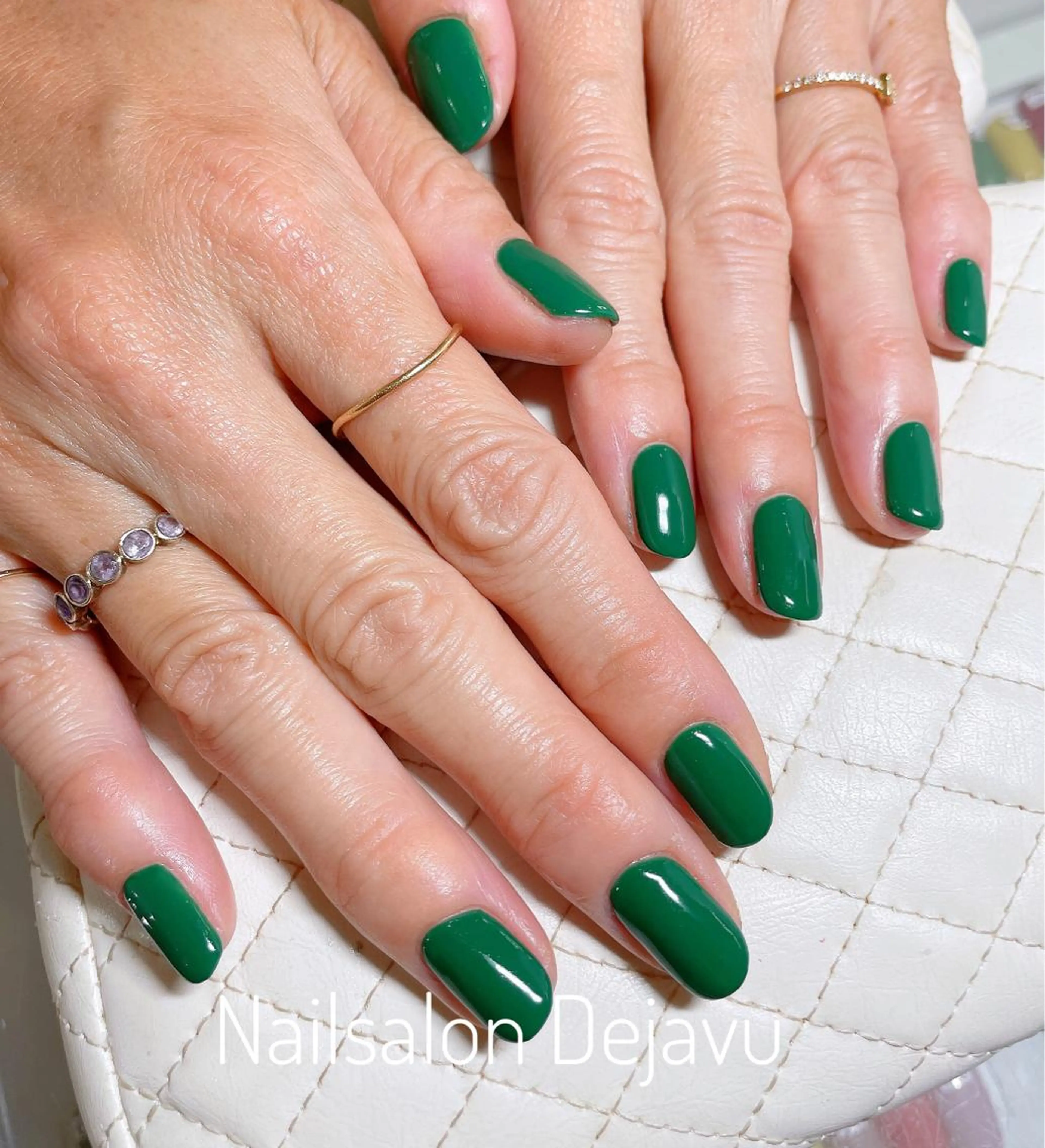 ネイル アートネイル ジェルネイル グリーン ワンカラーネイル ハンドネイル Nail salon Dejavu 🌿のネイルデザイン