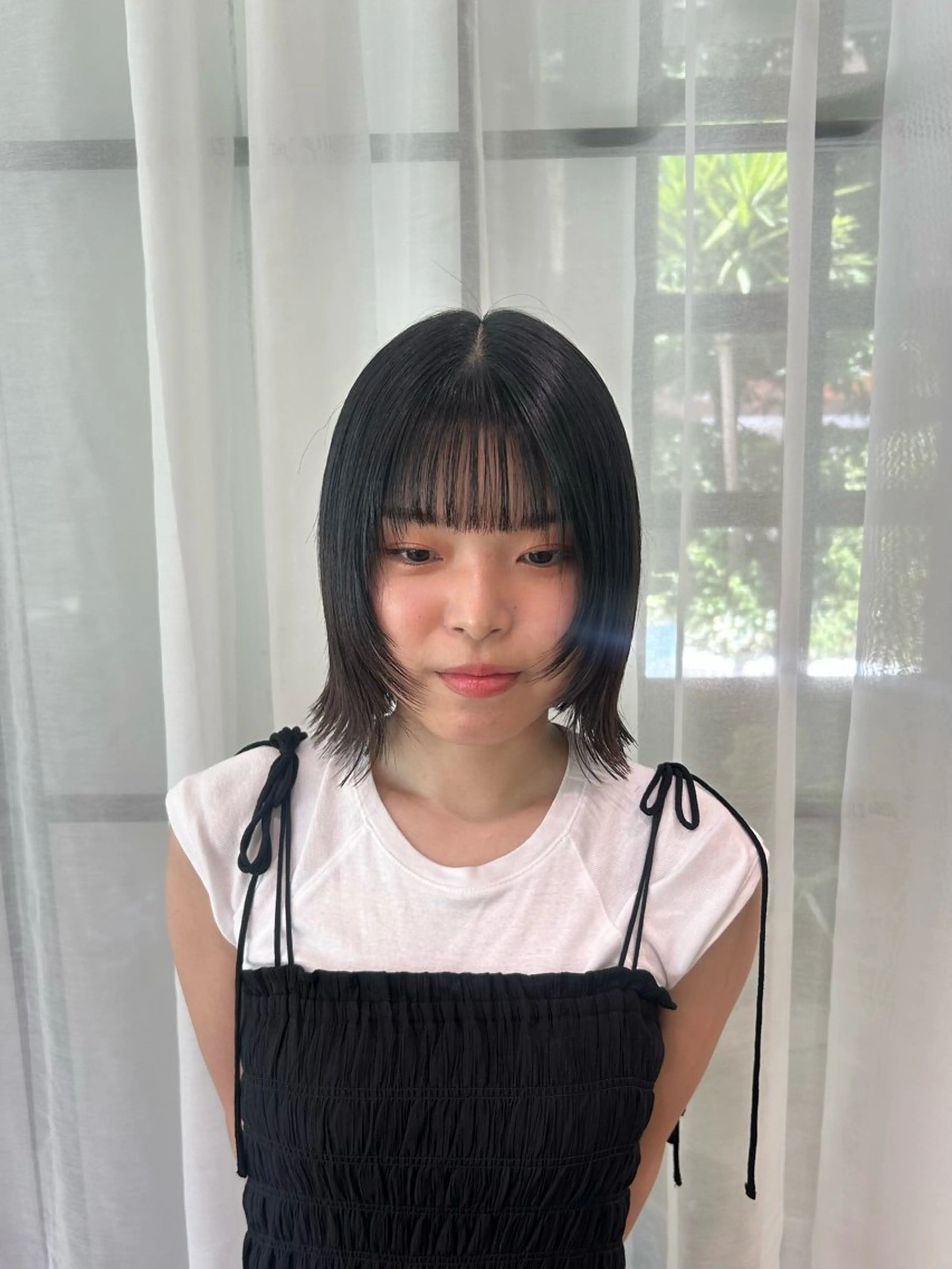 ミディアム ボブ 顔まわりレイヤー レイヤーカット 小顔カット カット nana/ボブ/ レイヤー/梅田のヘアスタイル