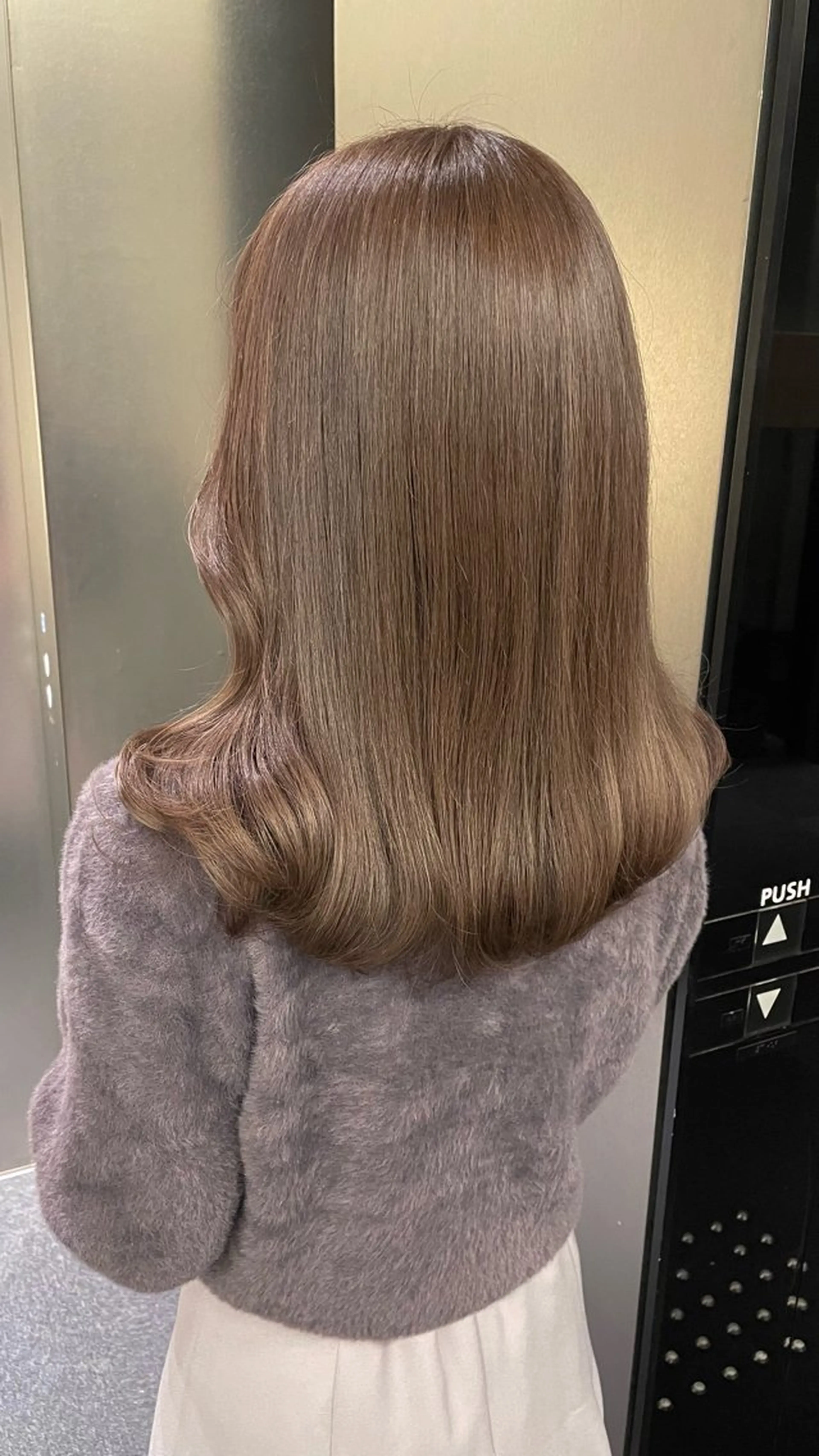 ミディアム カラー カット ヘアカラー トリートメント ヘアセット 韓国メンズヘア　ミル クティボブ　足立佳代のヘアスタイル