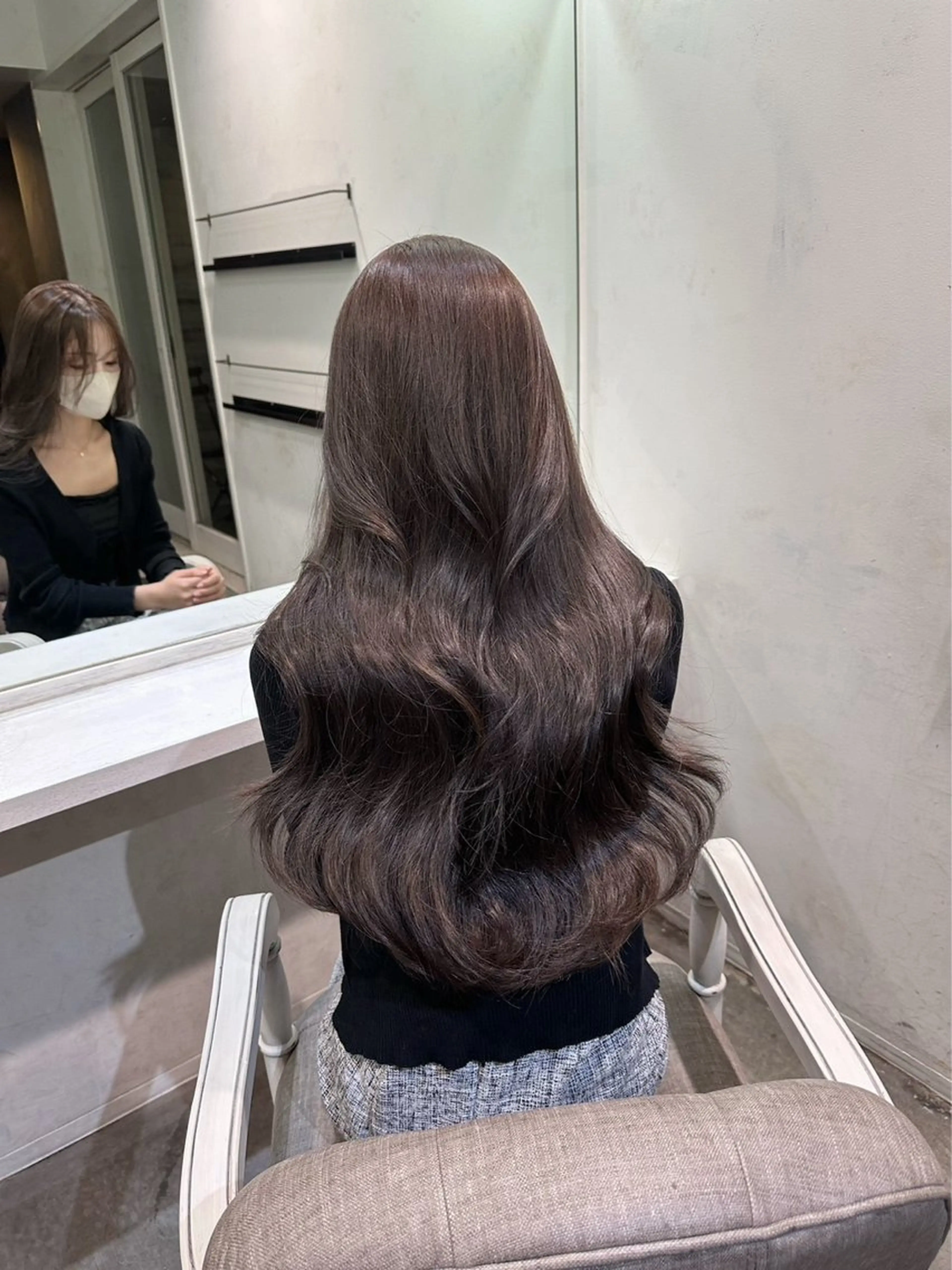 ロング カラー ベージュカラー ブリーチ ダブルカラー 顔周りカット 髪質改善 カット レイヤーカット/ 髪質改善/透カラーのヘアスタイル