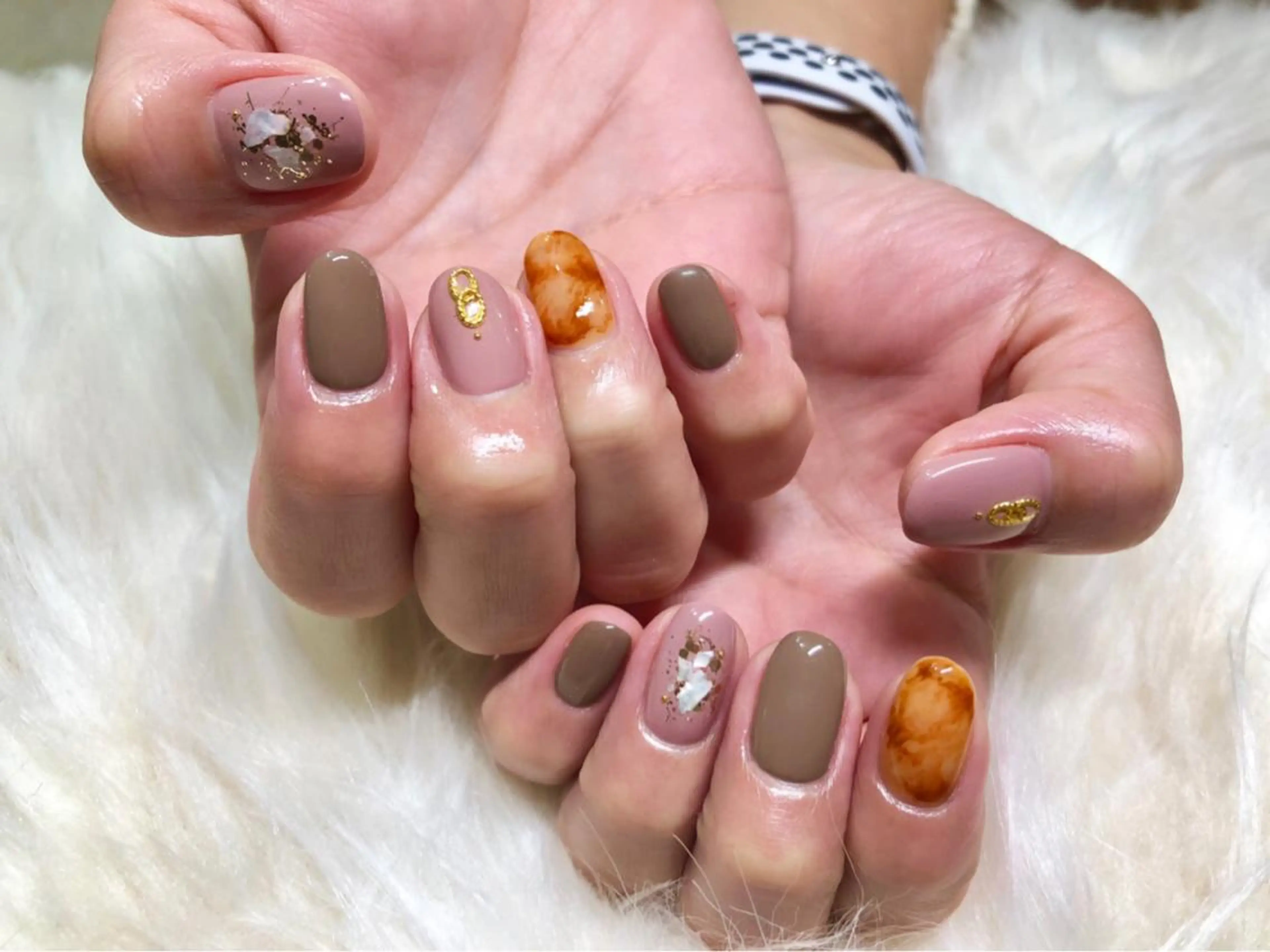 ネイル べっ甲ネイル Josee 井村のネイルデザイン