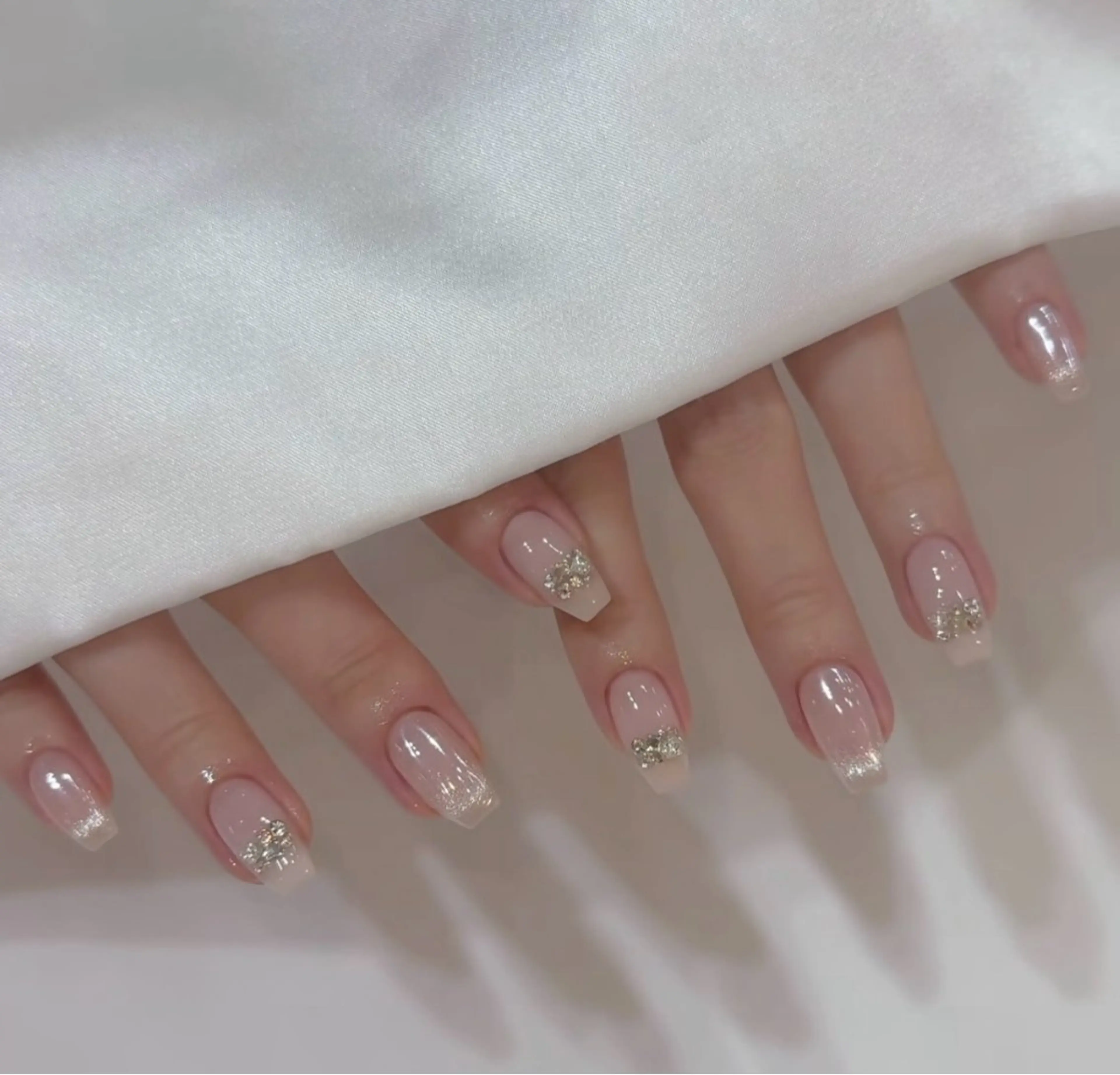 ネイル 韓国ネイル 持ち込み ニュアンスネイル ネイルチップ ハンドネイル TABI ANA.CHUOのネイルデザイン