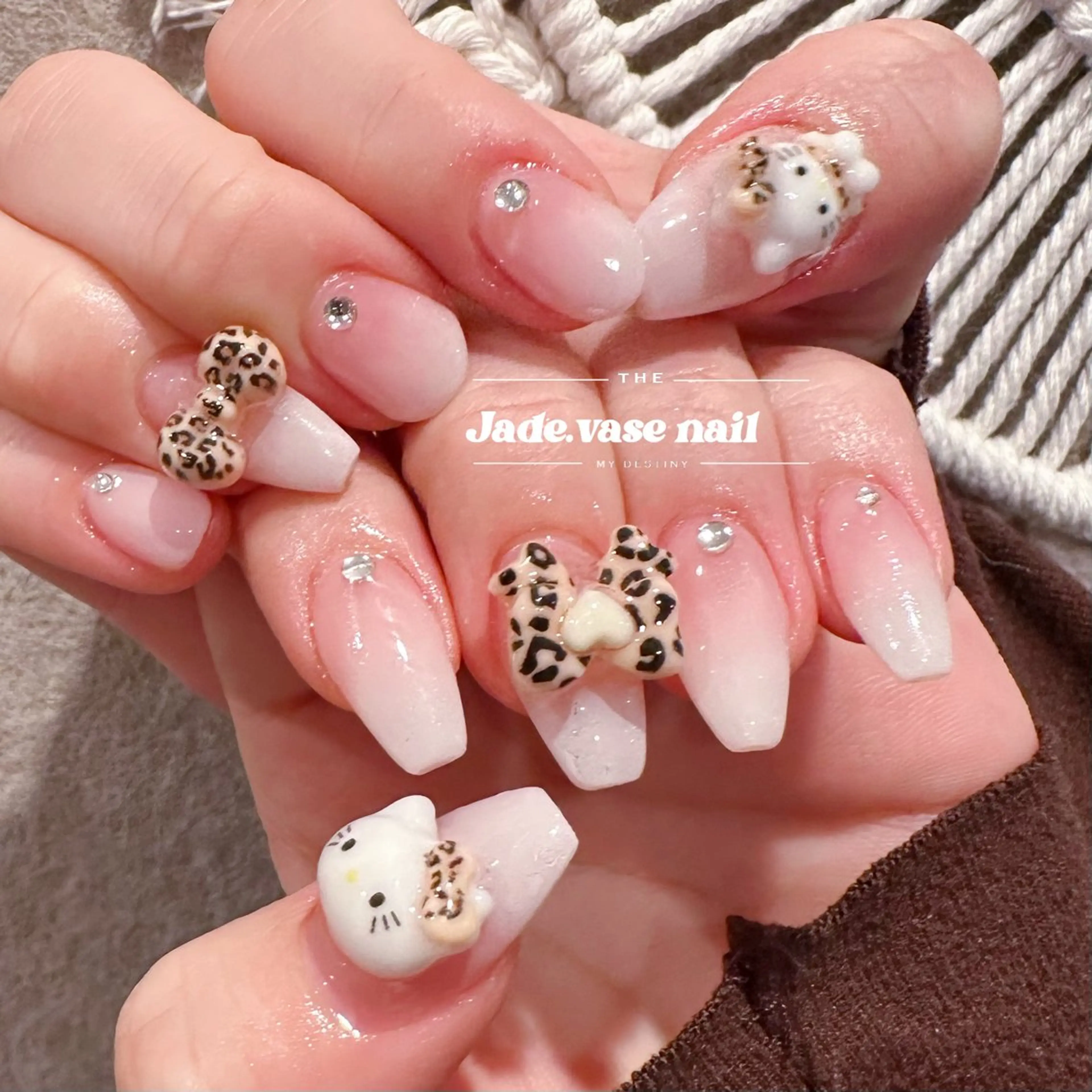 ネイル ハンドネイル ハンドケア ✰Jade.vase 银座のネイルデザイン