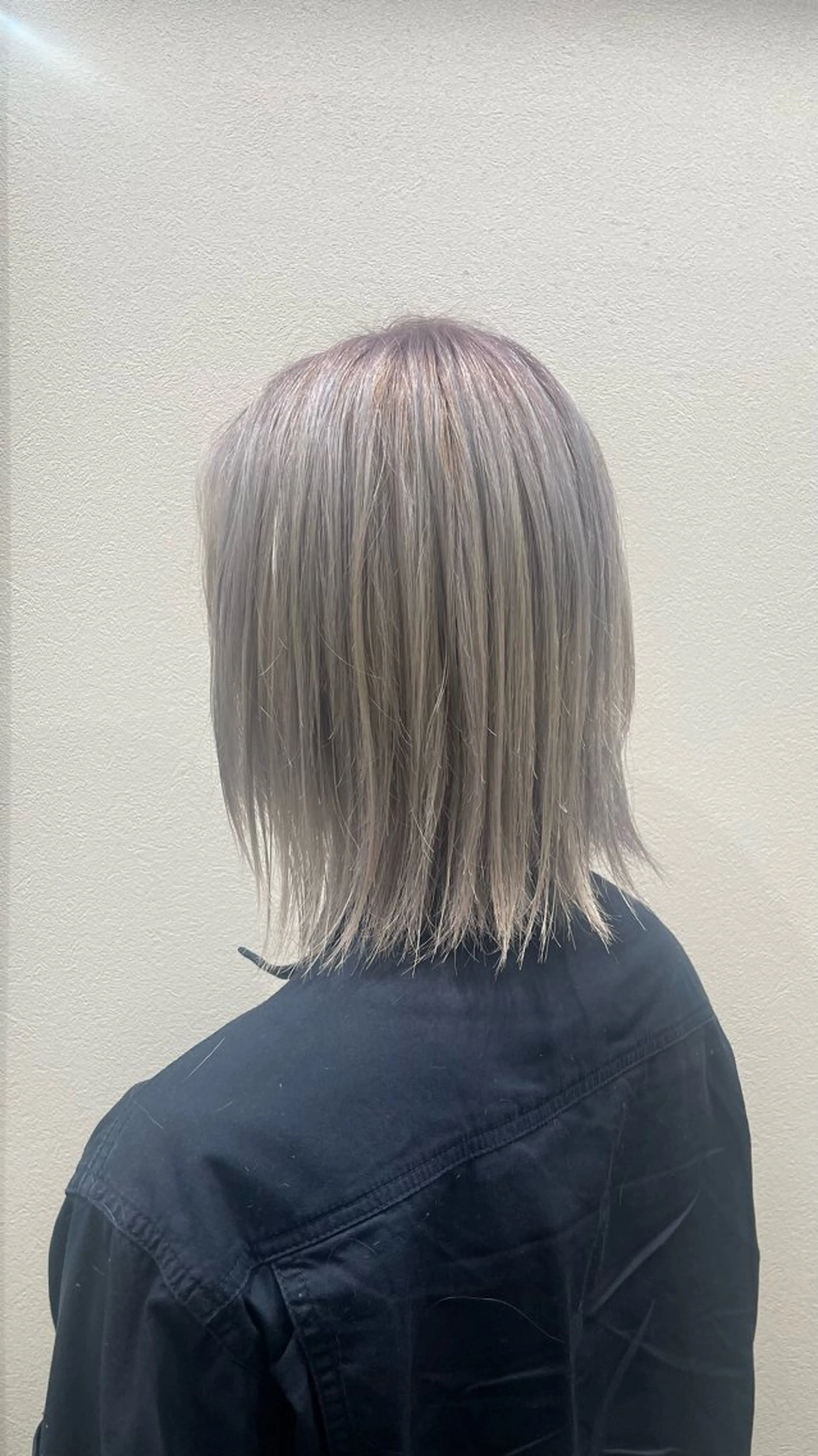 カラー 杉山 梨里華のヘアスタイル