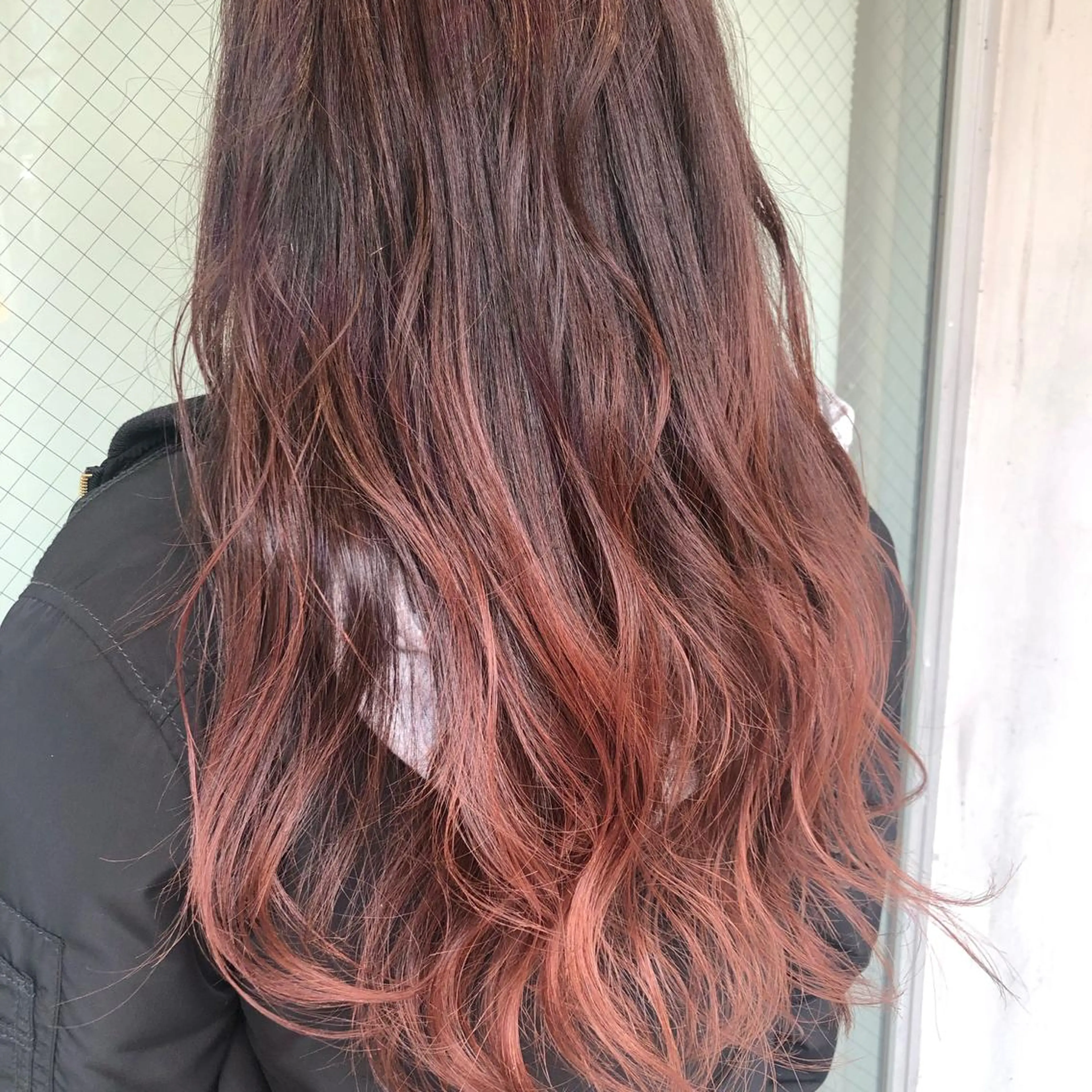 ロング カラー ブリーチ ケアブリーチ グラデーションカラー ピンクカラー 西山梨々【5/1〜 復帰致します🌼】のヘアスタイル